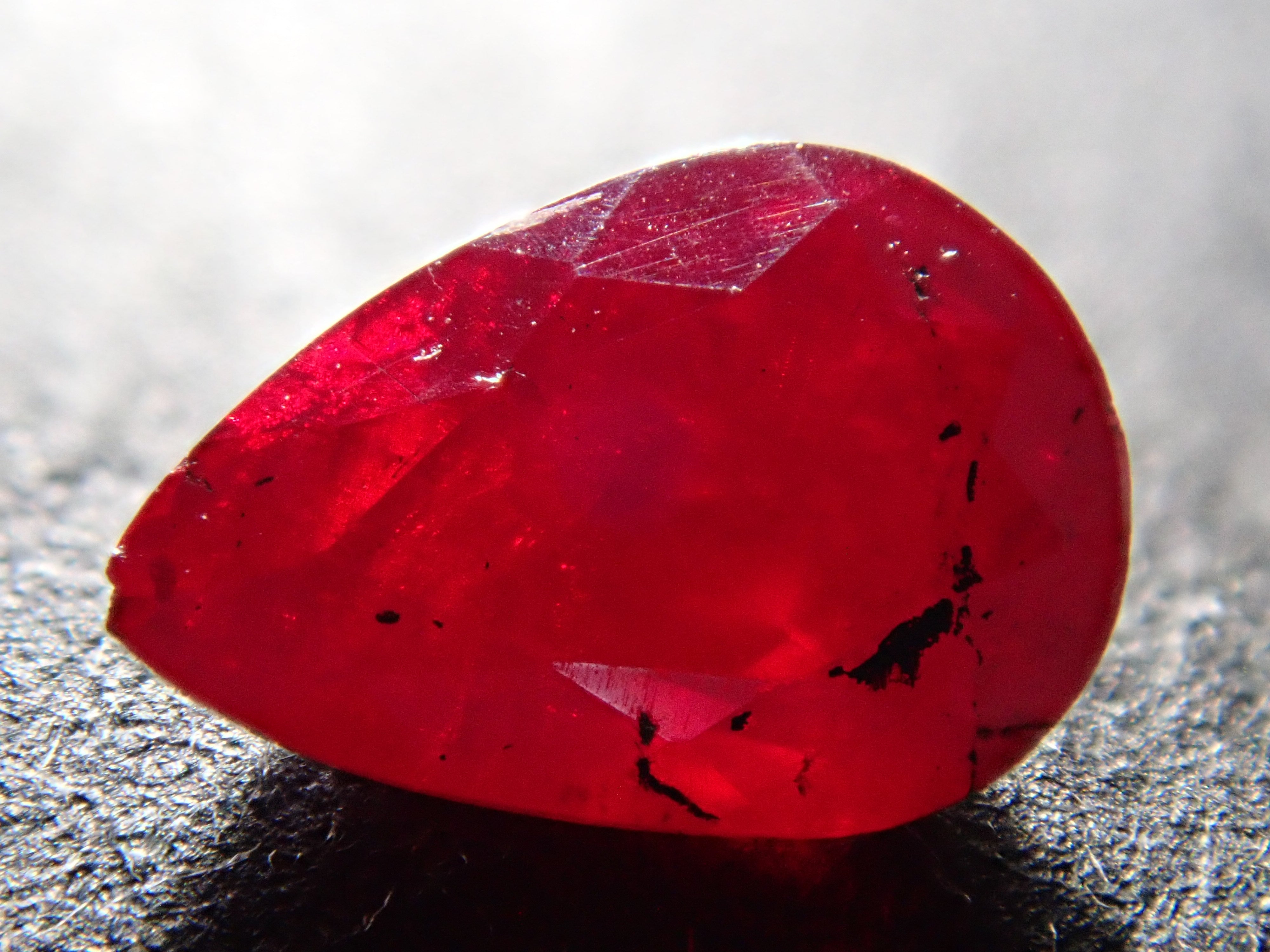 [12560935] Shinsha (Cinnabar) 0.951ct Loose Stone