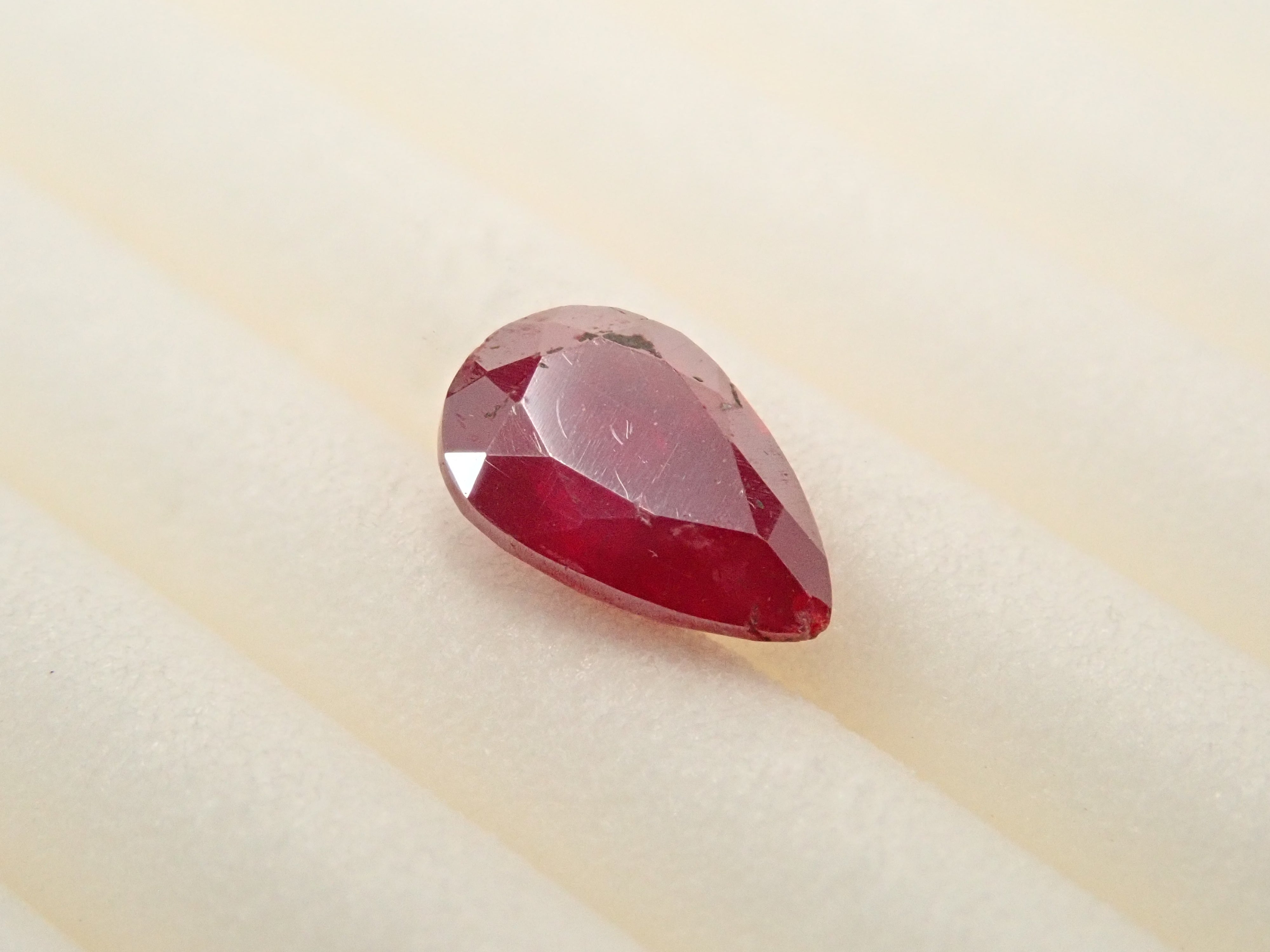[12560935] Shinsha (Cinnabar) 0.951ct Loose Stone