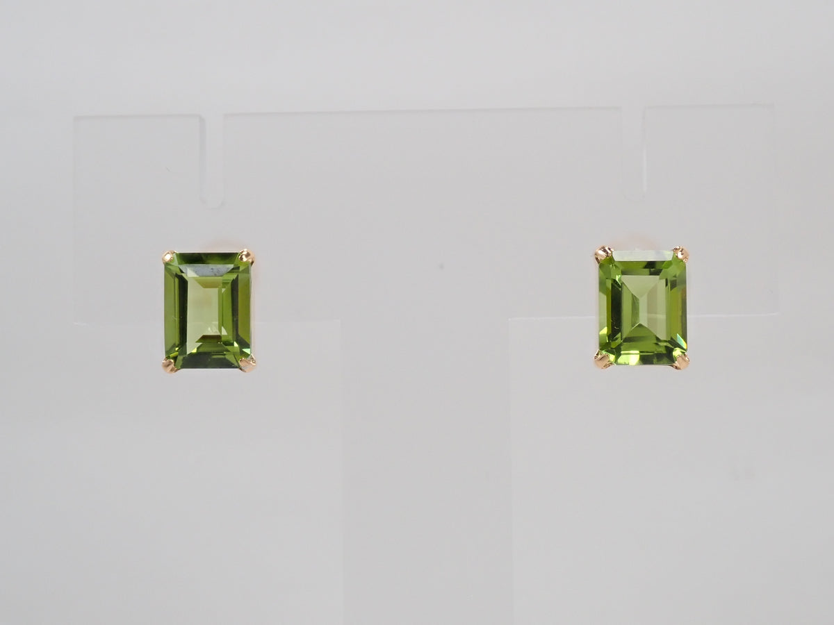 [Item 22602847] Peridot 1.20ct / 1.20ct Earrings with Identification Report