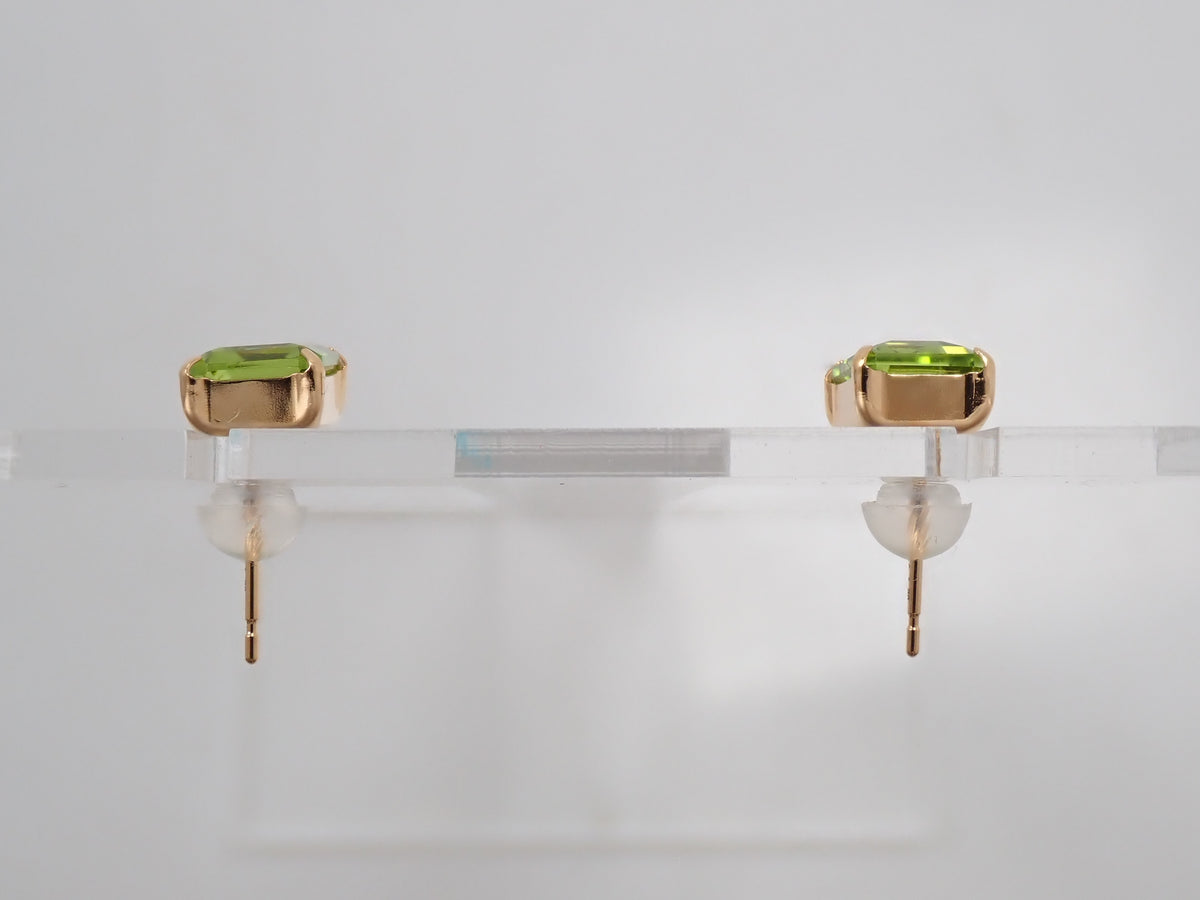 [Item 22602847] Peridot 1.20ct / 1.20ct Earrings with Identification Report