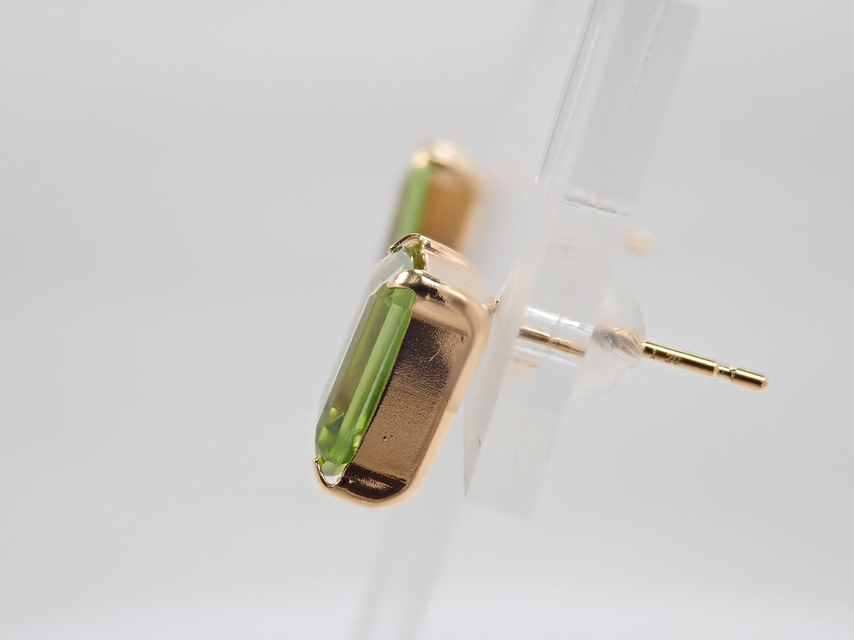 [Item 22602847] Peridot 1.20ct / 1.20ct Earrings with Identification Report