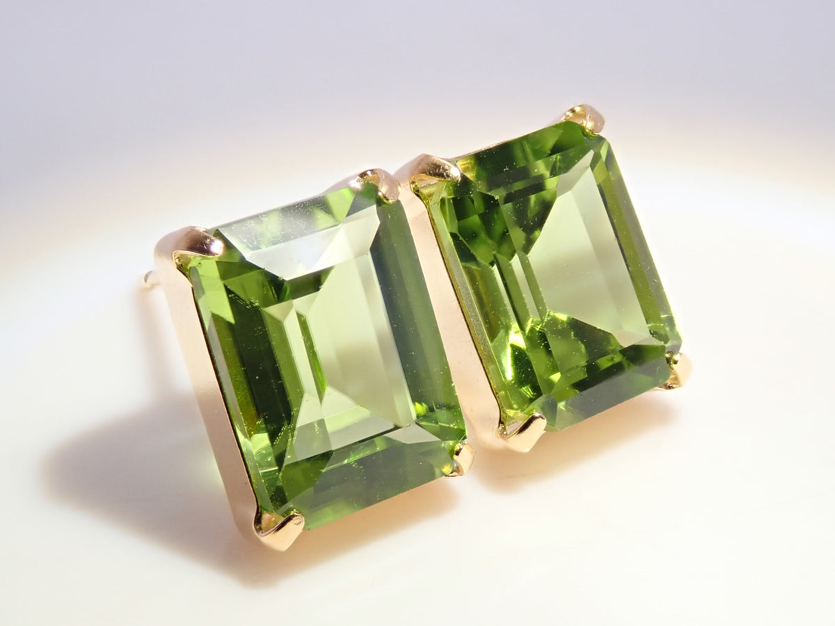 [Item 22602847] Peridot 1.20ct / 1.20ct Earrings with Identification Report