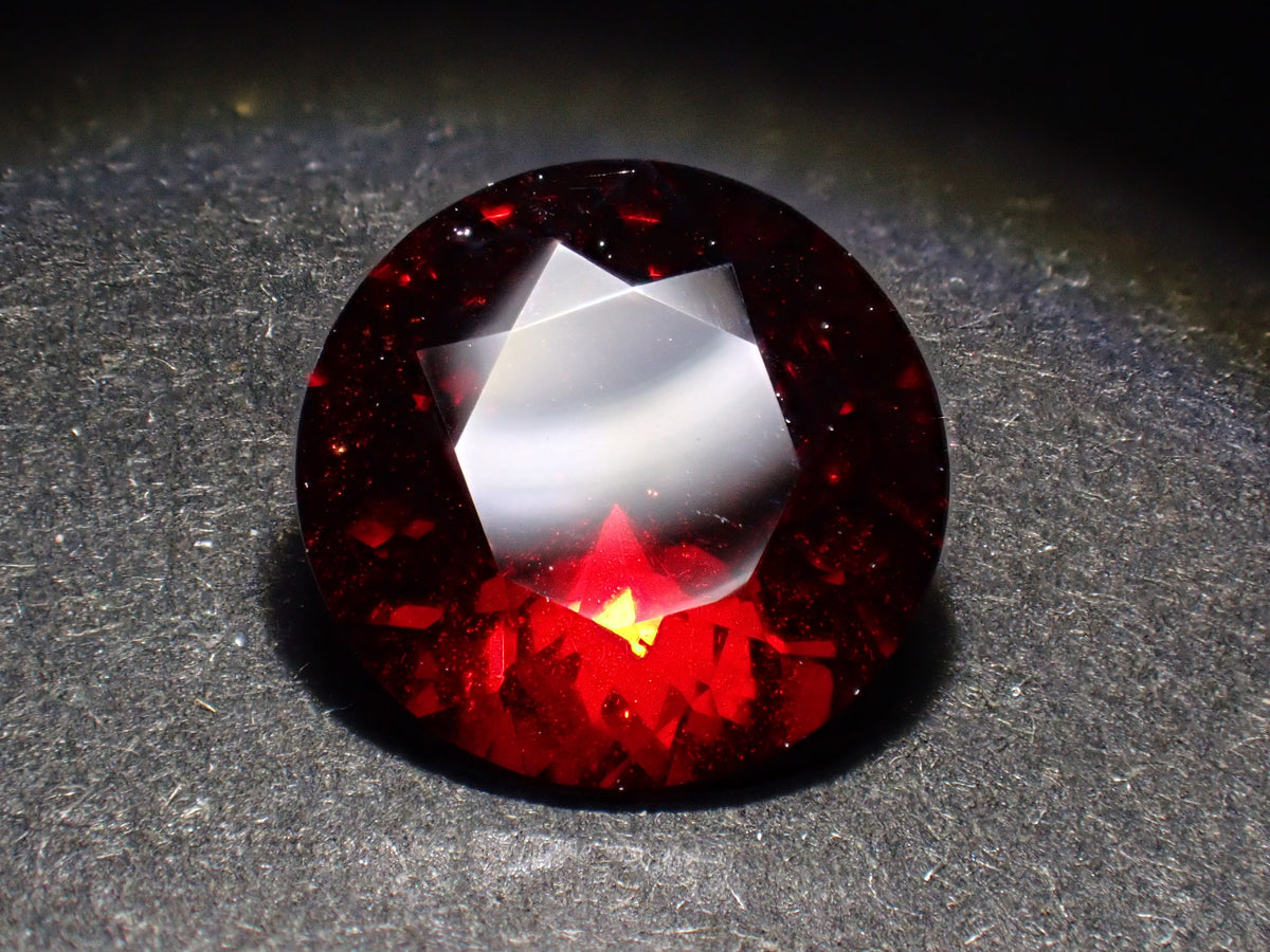 Mozambique Almandine Garnet 1.144ct Loose Stone