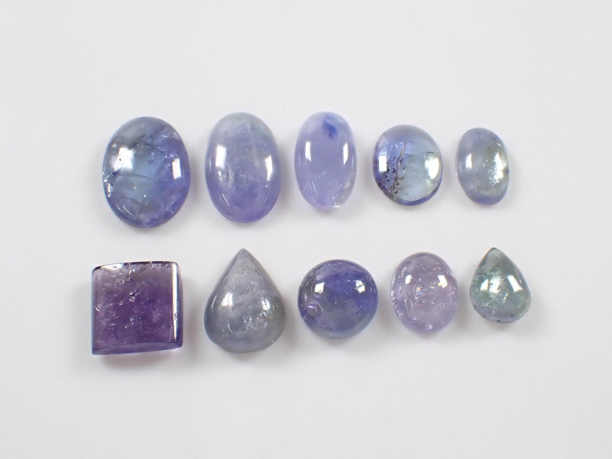 【10/24 22時販売】《限定10石》タンザニア産ゾイサイトガチャ（平均3.5ct、カボションカット、含浸処理）《複数購入割引有》