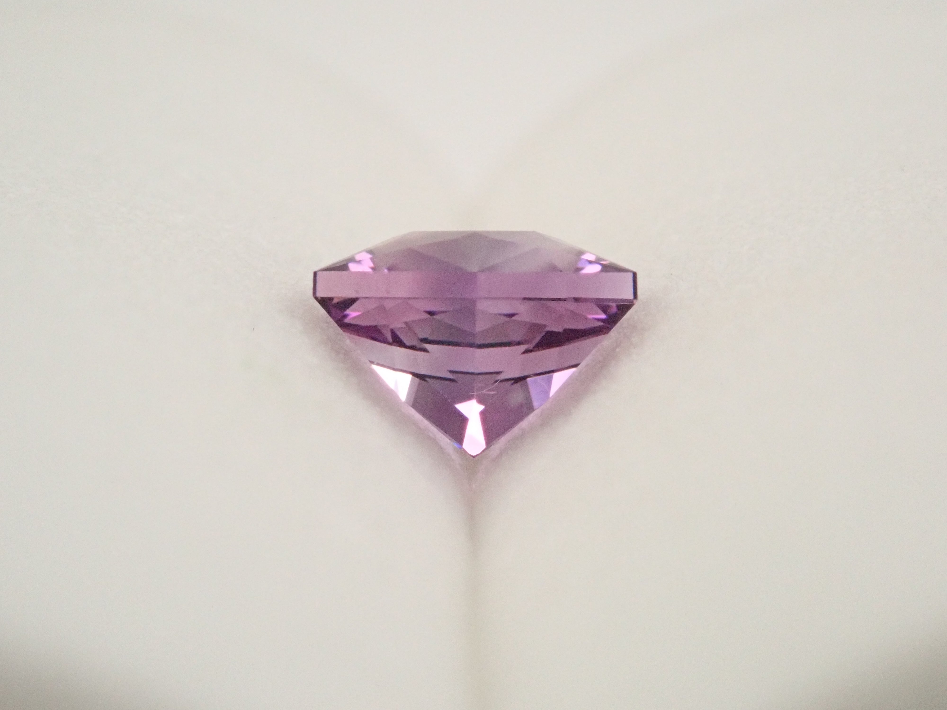 アメジスト！3、6キロ カラーシフトアメジスト 0.849ctルース