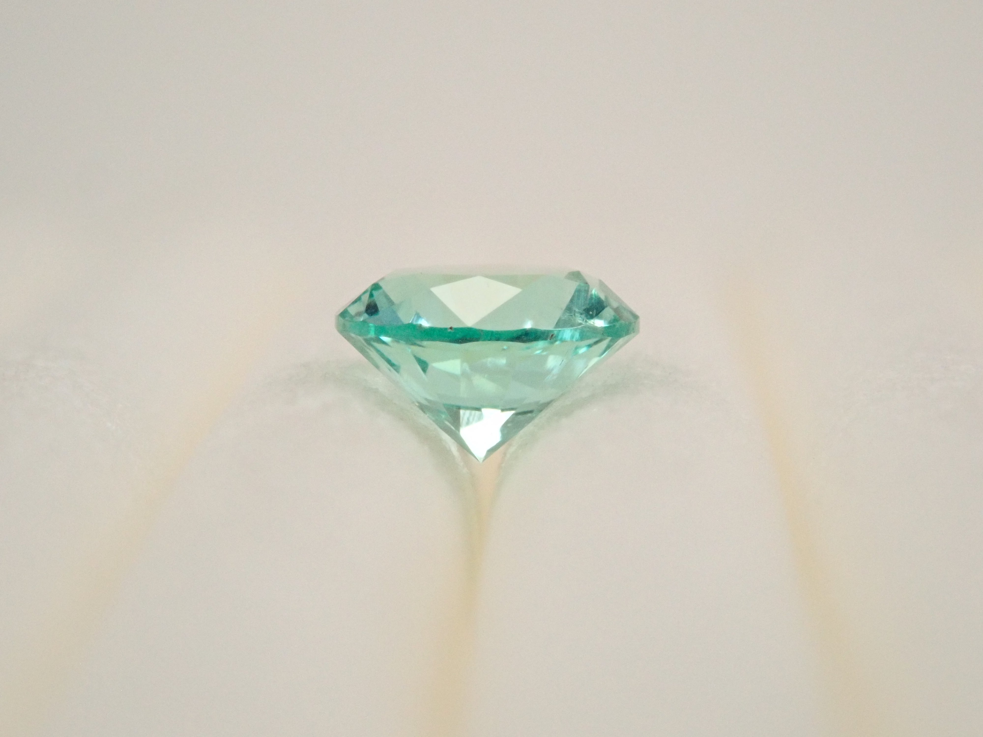 [E33 Shinjuku] Russian oil-free emerald 0.223ct loose