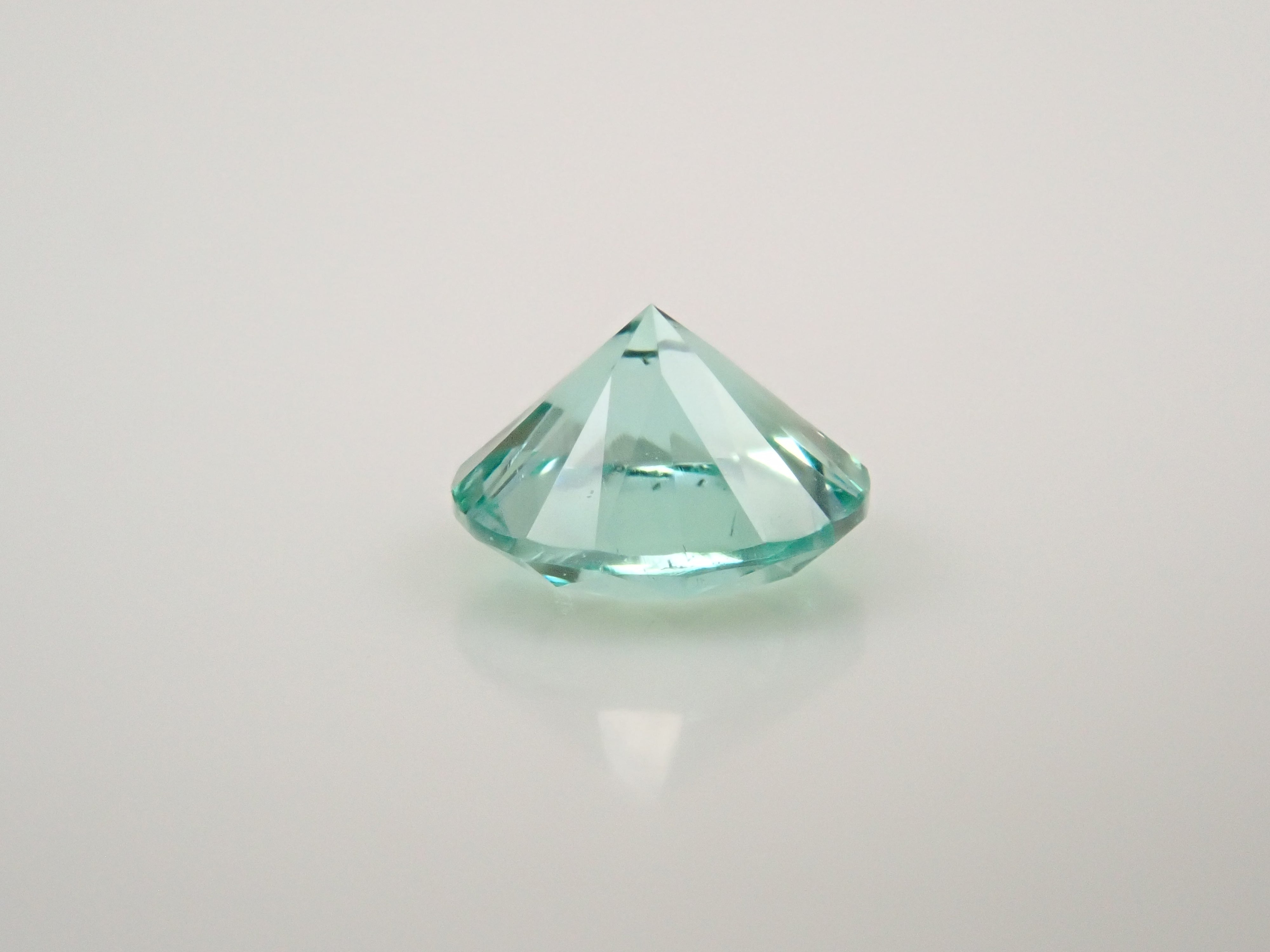 [E33 Shinjuku] Russian oil-free emerald 0.223ct loose