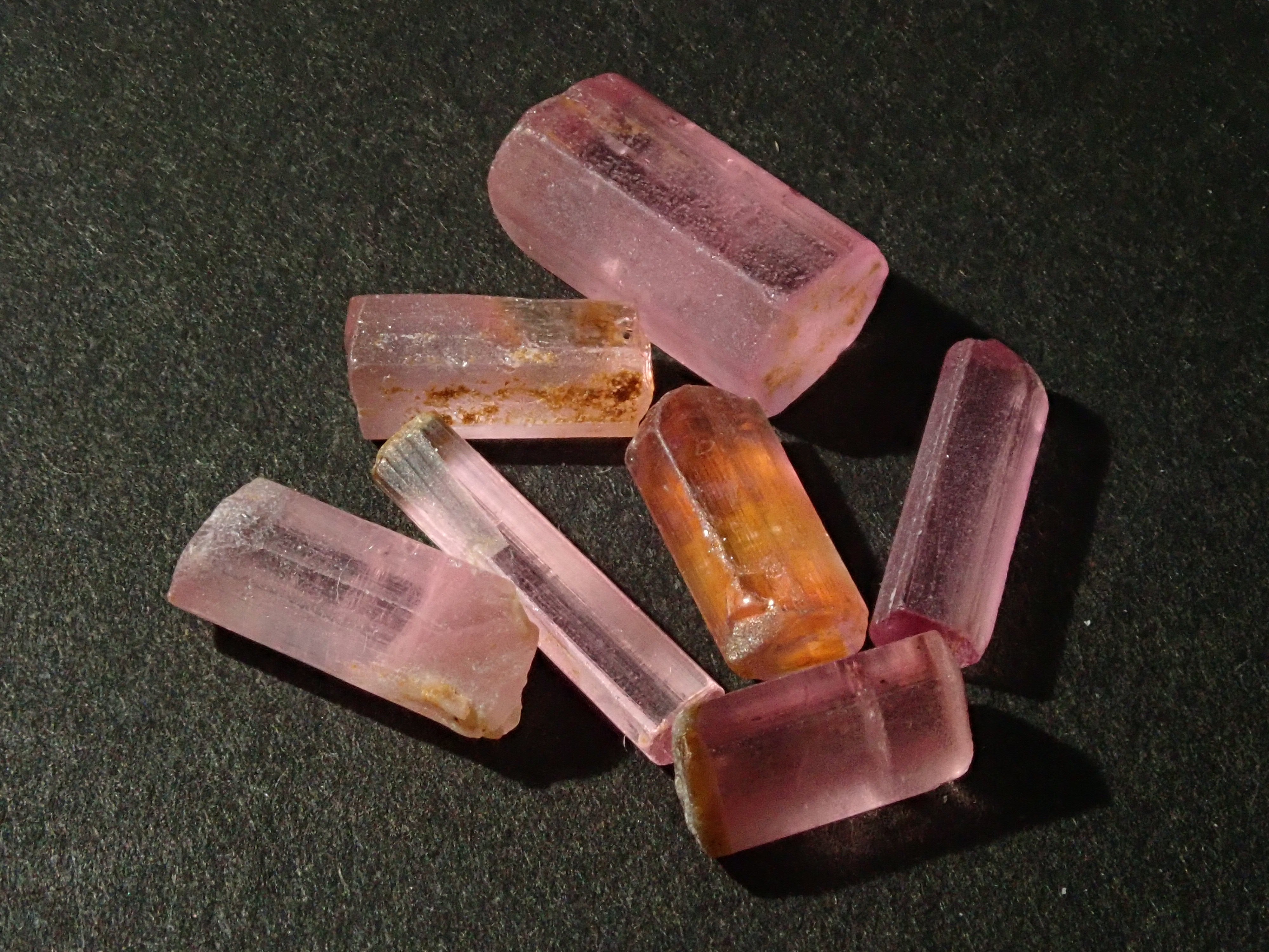 [Limited to 7 sets] October birthstone tourmaline 3 stone set (1 rough stone from Afghanistan, 2 loose 2.5mm stones)