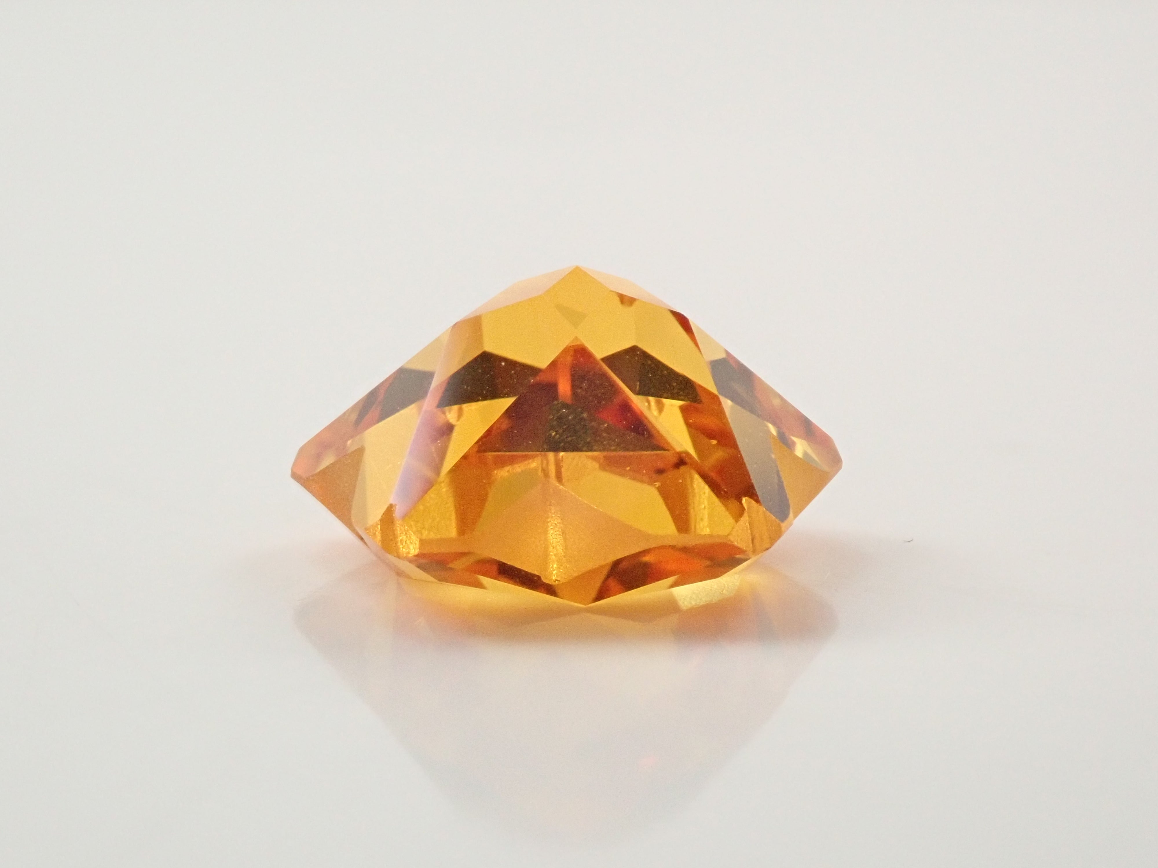 【12555394掲載】合成サファイア 10.411ctルース