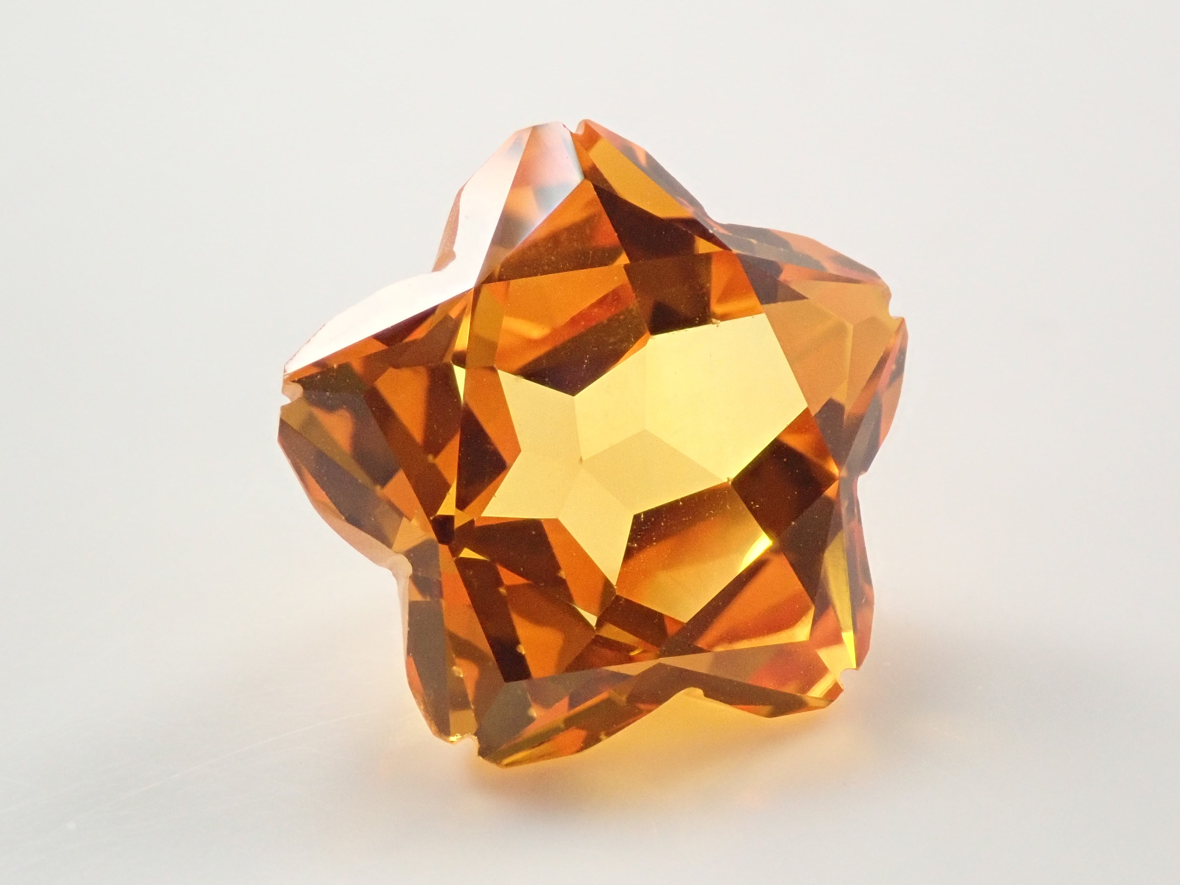 【12555394掲載】合成サファイア 10.411ctルース