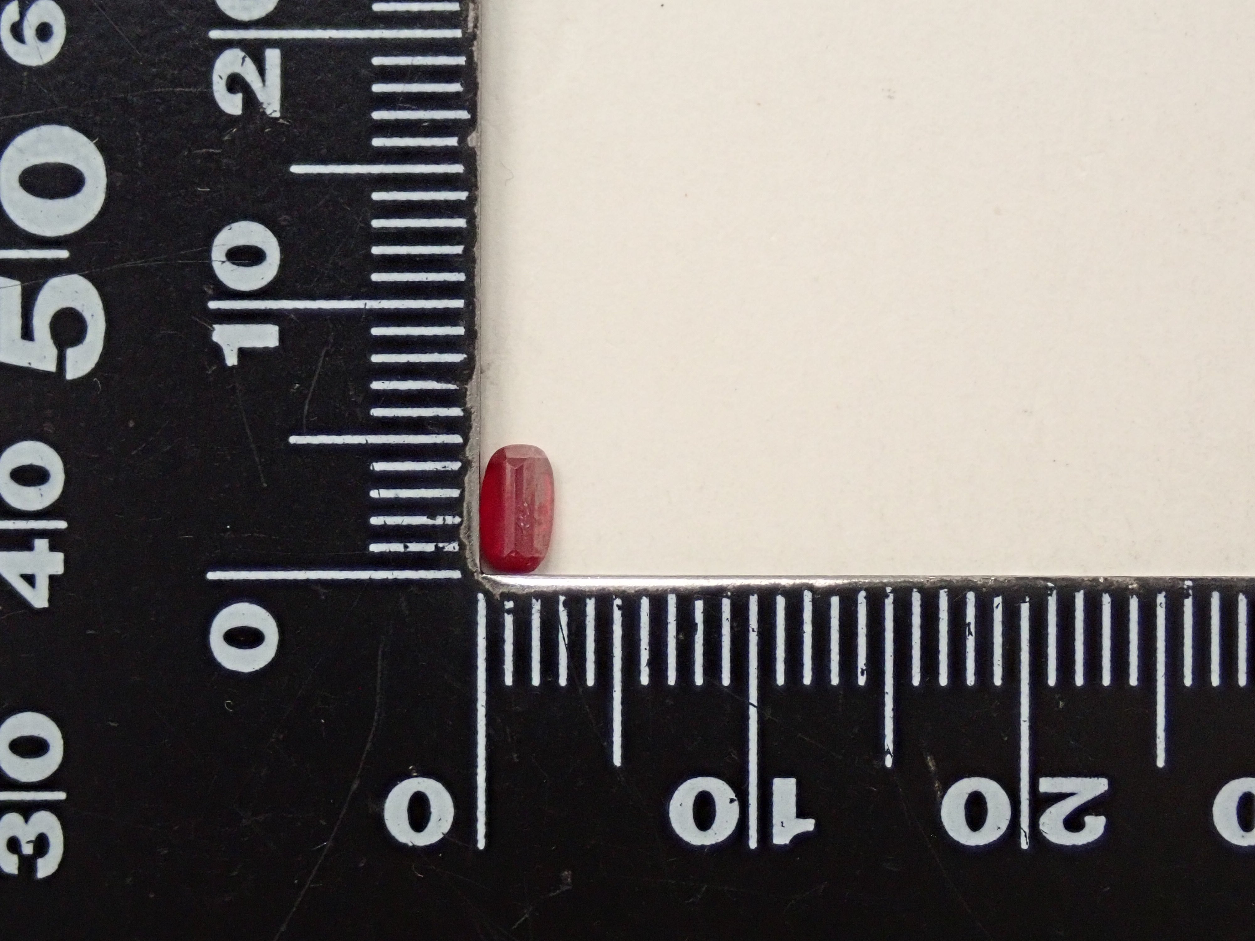 【12/17 22時販売】中国産シンシャ（辰砂・シナバー） 0.615ctルース（ファセットカット）