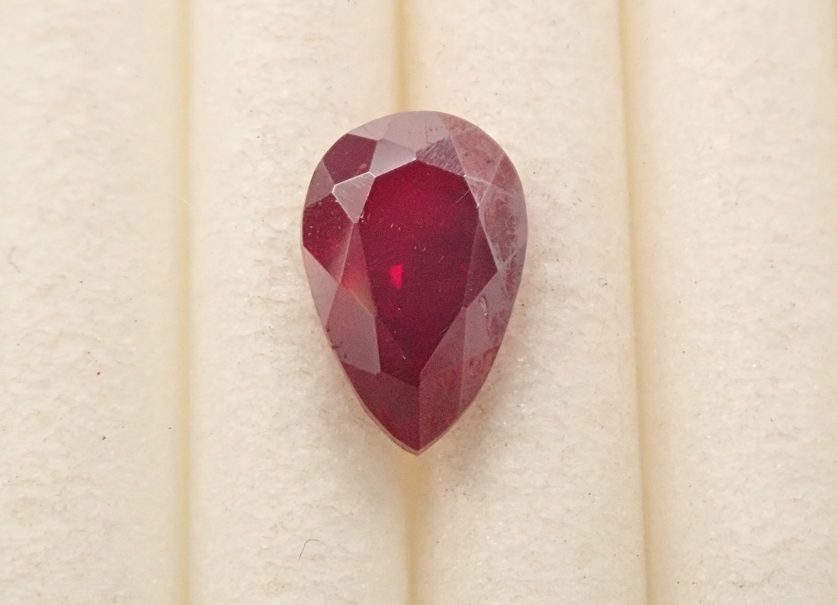 [12560949] Shinsha (Cinnabar) 1.166ct Loose Stone