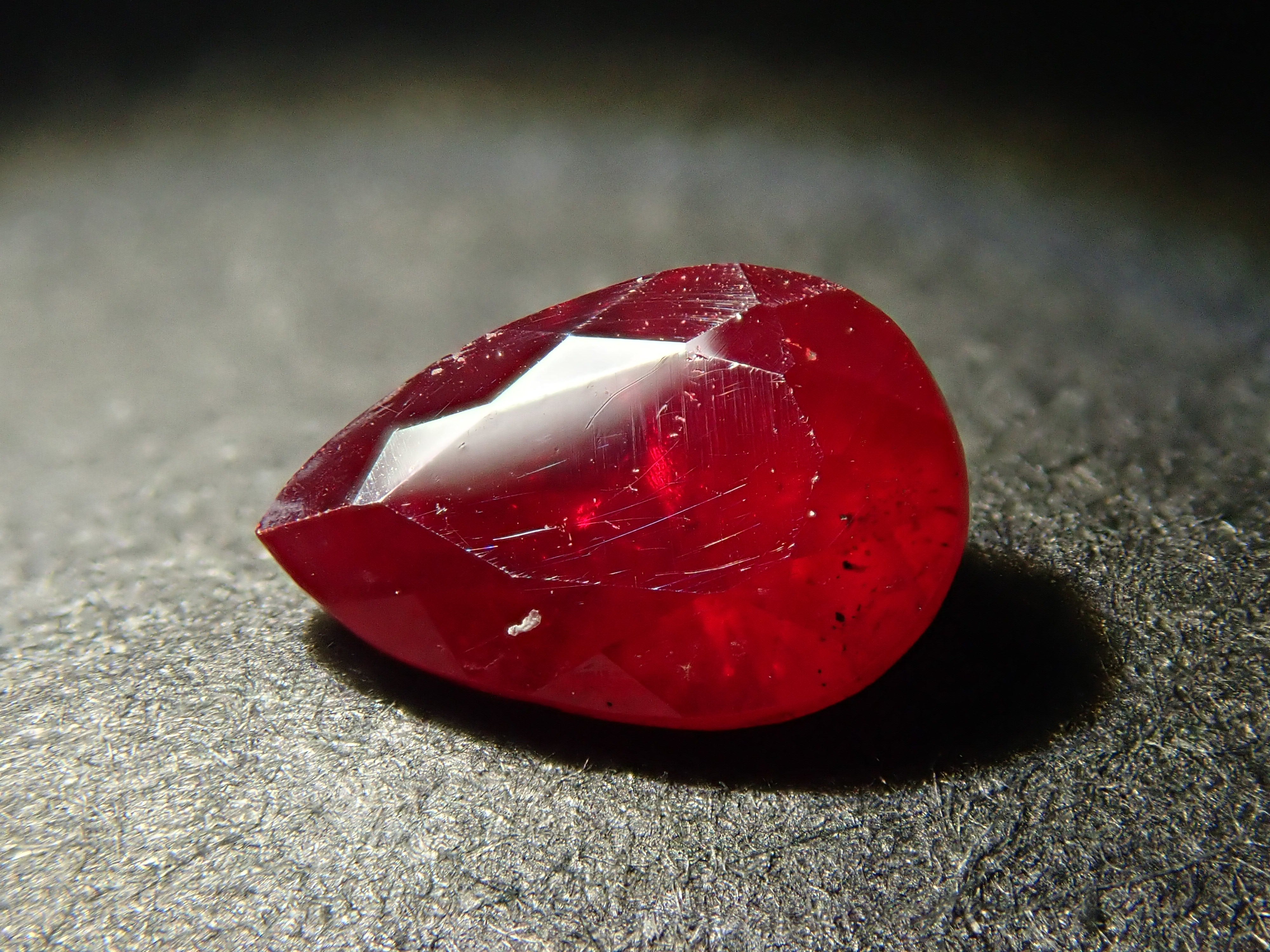 [12560949] Shinsha (Cinnabar) 1.166ct Loose Stone