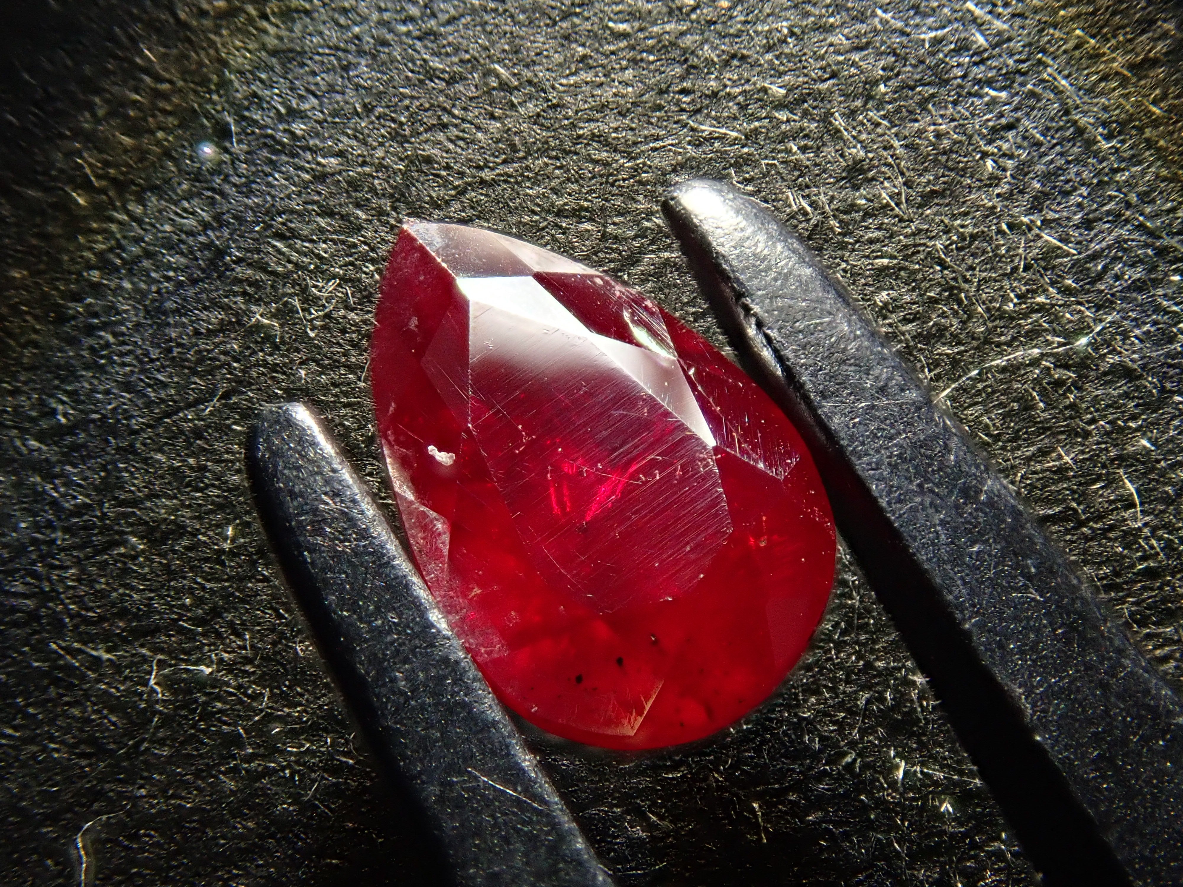 [12560949] Shinsha (Cinnabar) 1.166ct Loose Stone