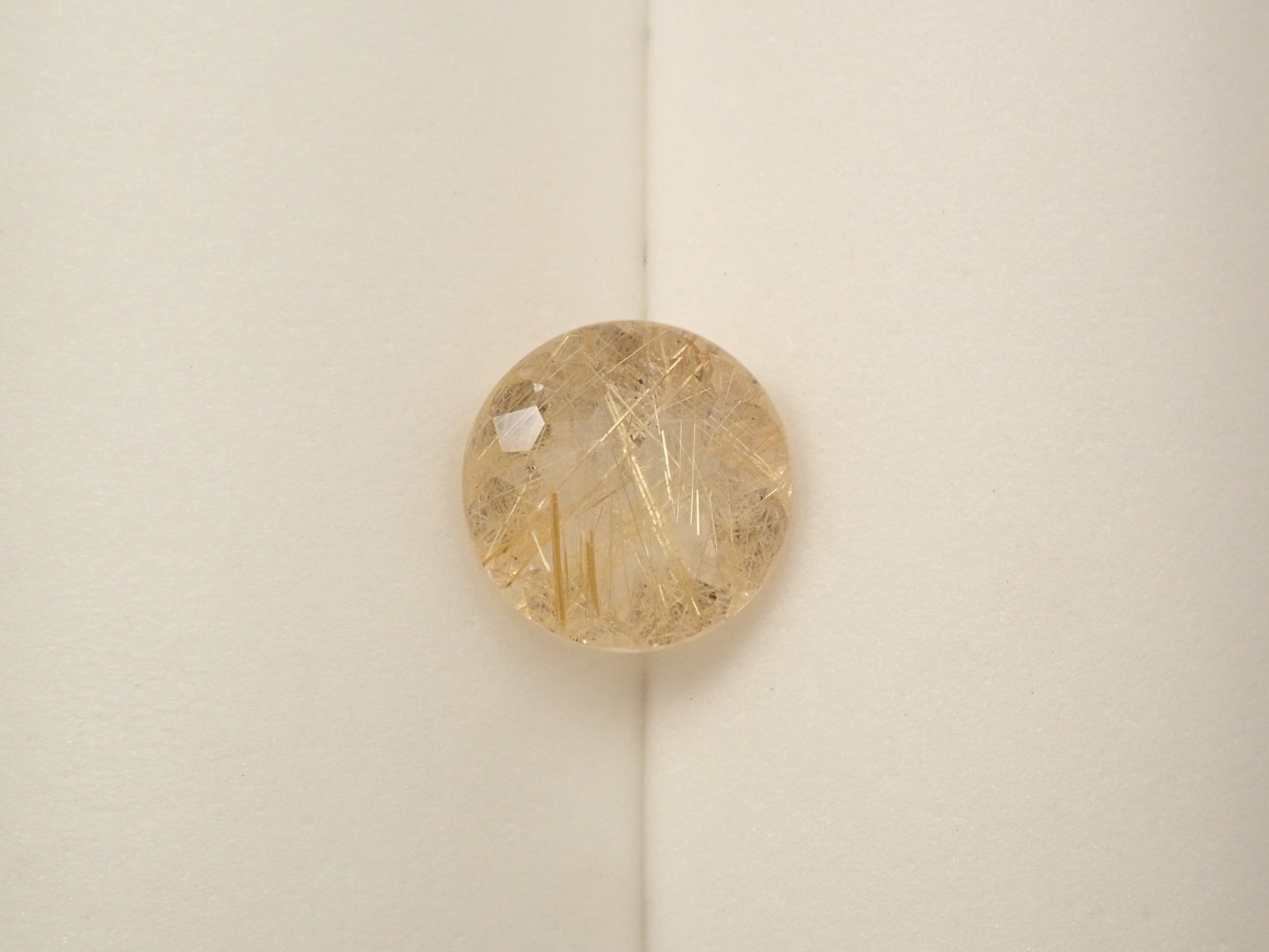 ブラジル産ルチルクォーツ（ルチルレイテッドクォーツ） 5.333ctルース