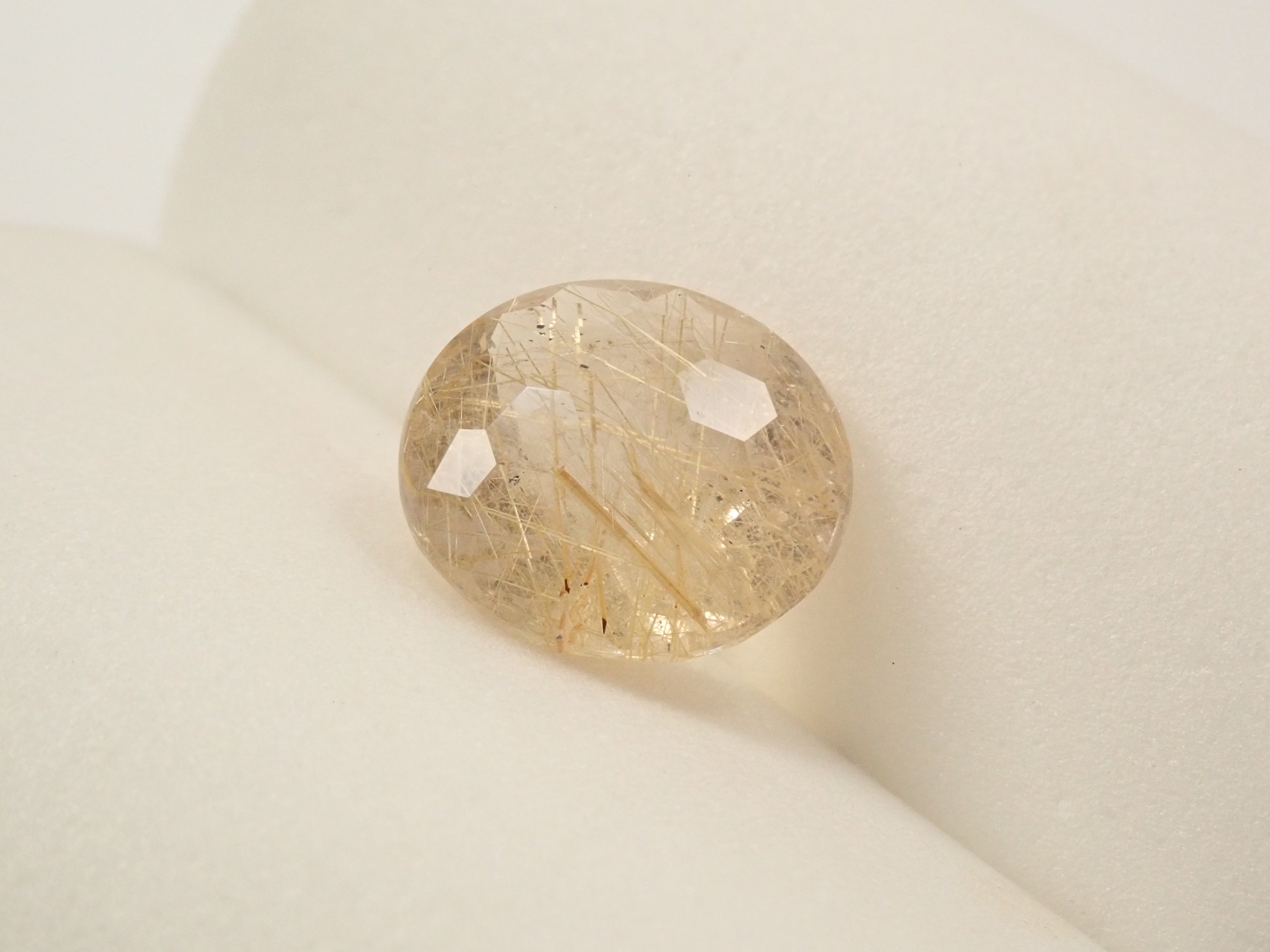 【10/25 22時販売】ブラジル産ルチルクォーツ（ルチルレイテッドクォーツ） 12mm/5.333ctルース