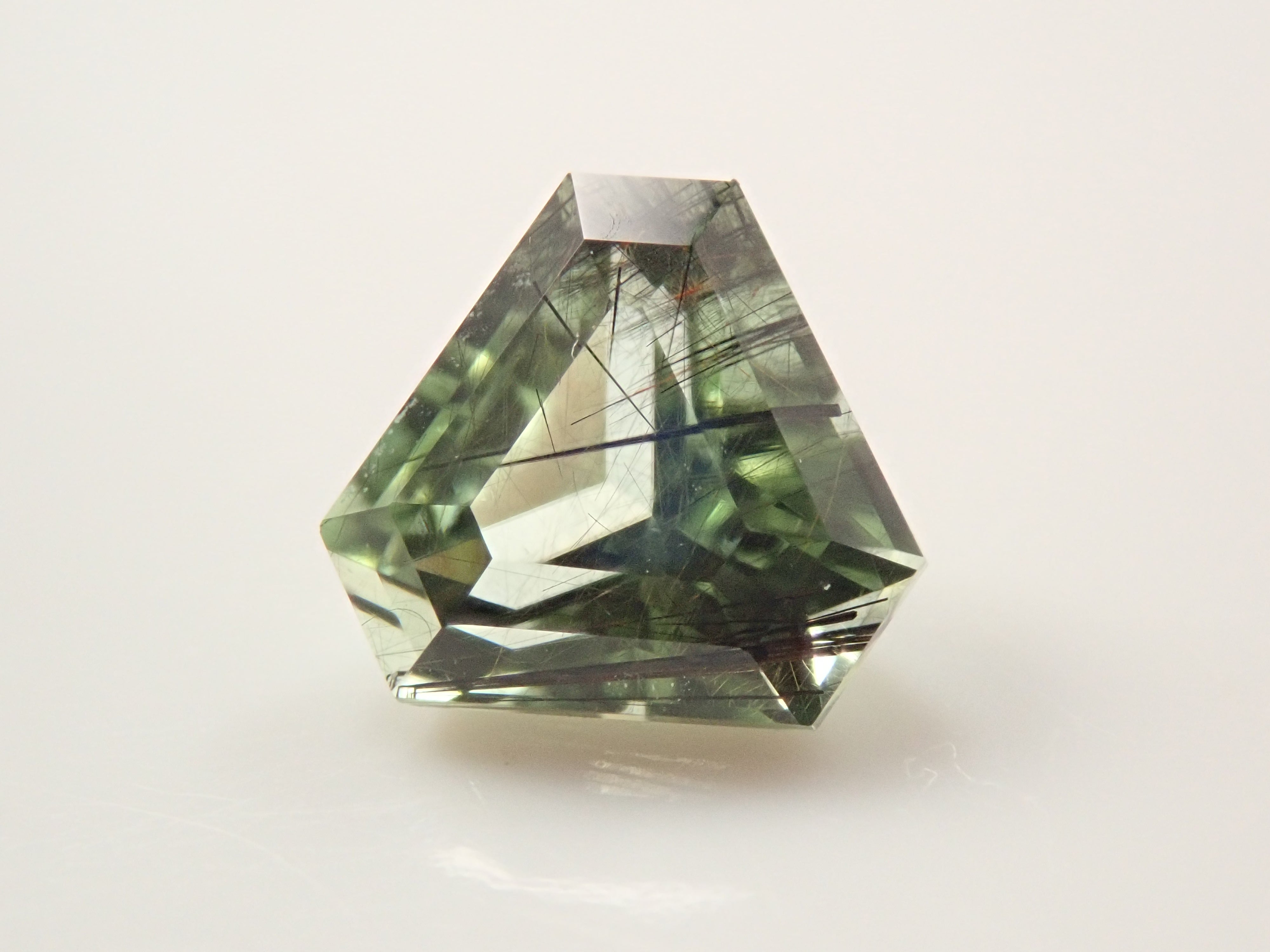 akariさま専用　宝石ルース　『3.4カラット！最高品質！』天然ペリドット鑑別 akariさま専用 宝石ルース 『3.4カラット！最高品質！』天然