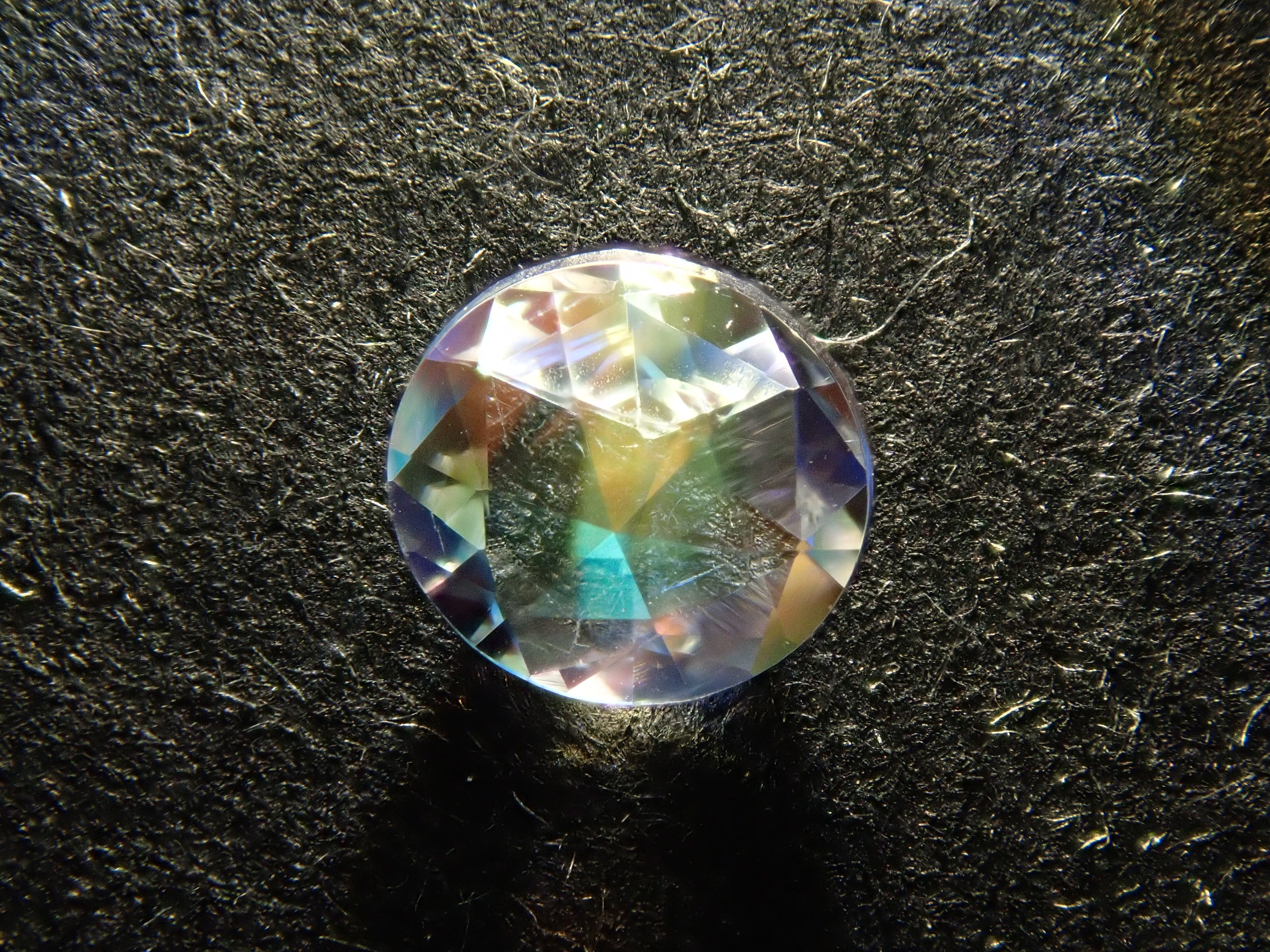 【11/10 22時販売】タンザニア産アンデシン・ラブラドライト（通称名 レインボームーンストーン） 4.3mm/0.238ctルース（ローズカット）