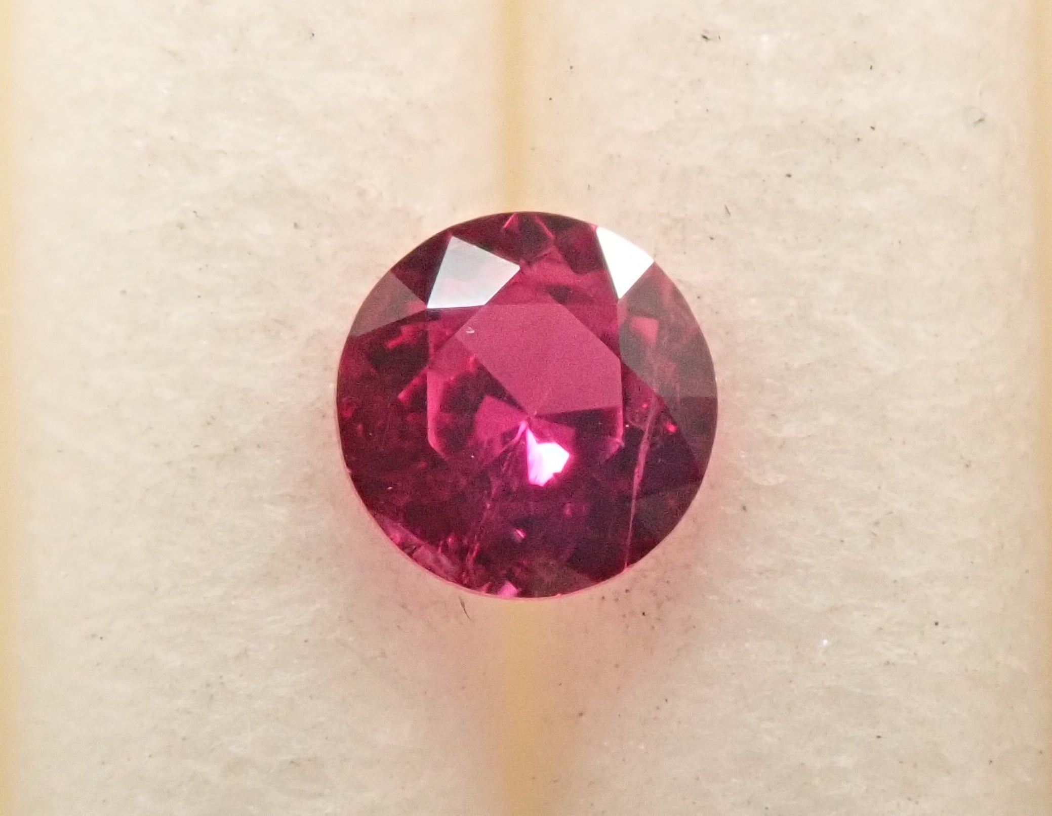 [12559773] Ruby 0.122ct loose stone