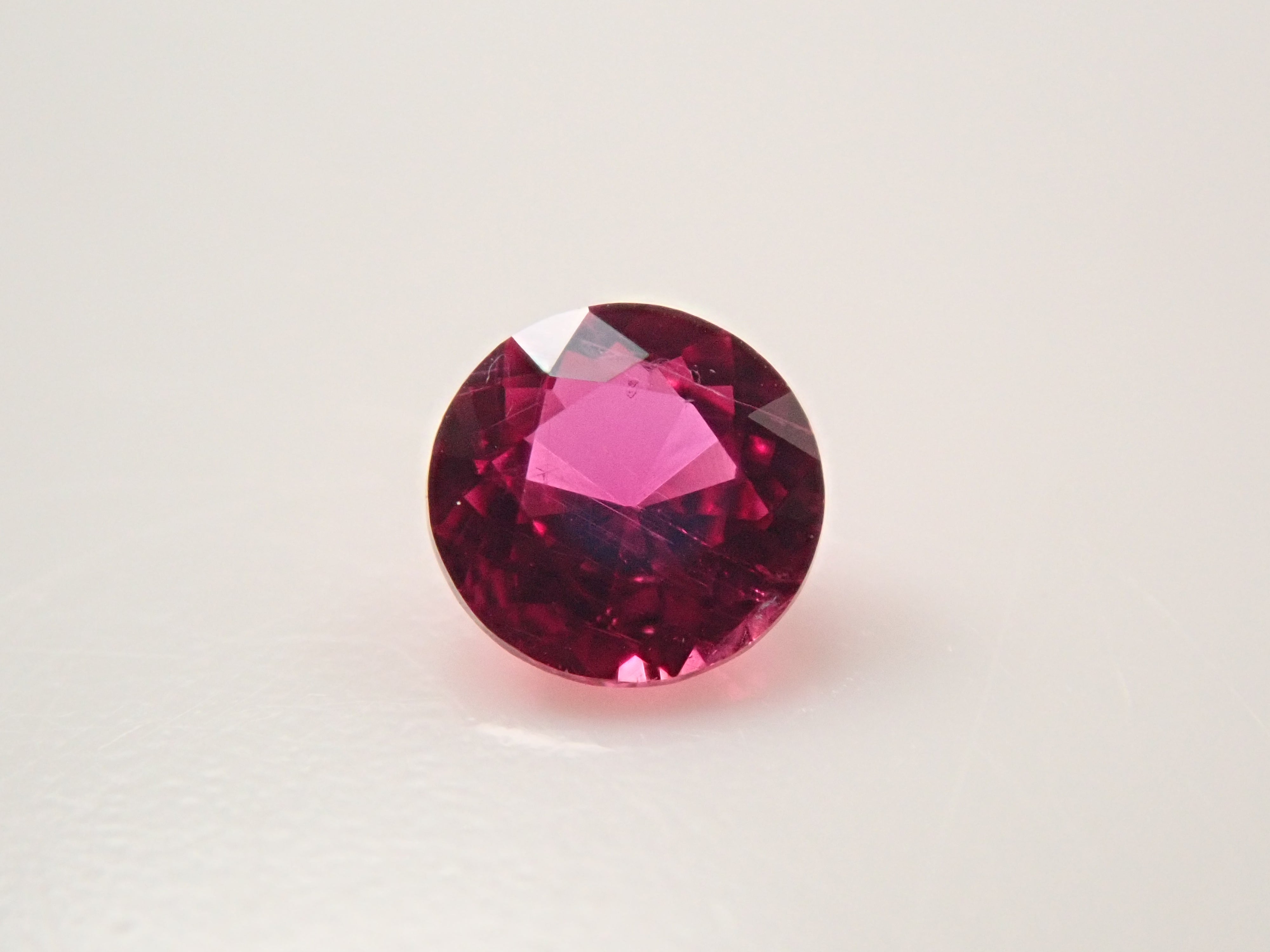 [12559773] Ruby 0.122ct loose stone