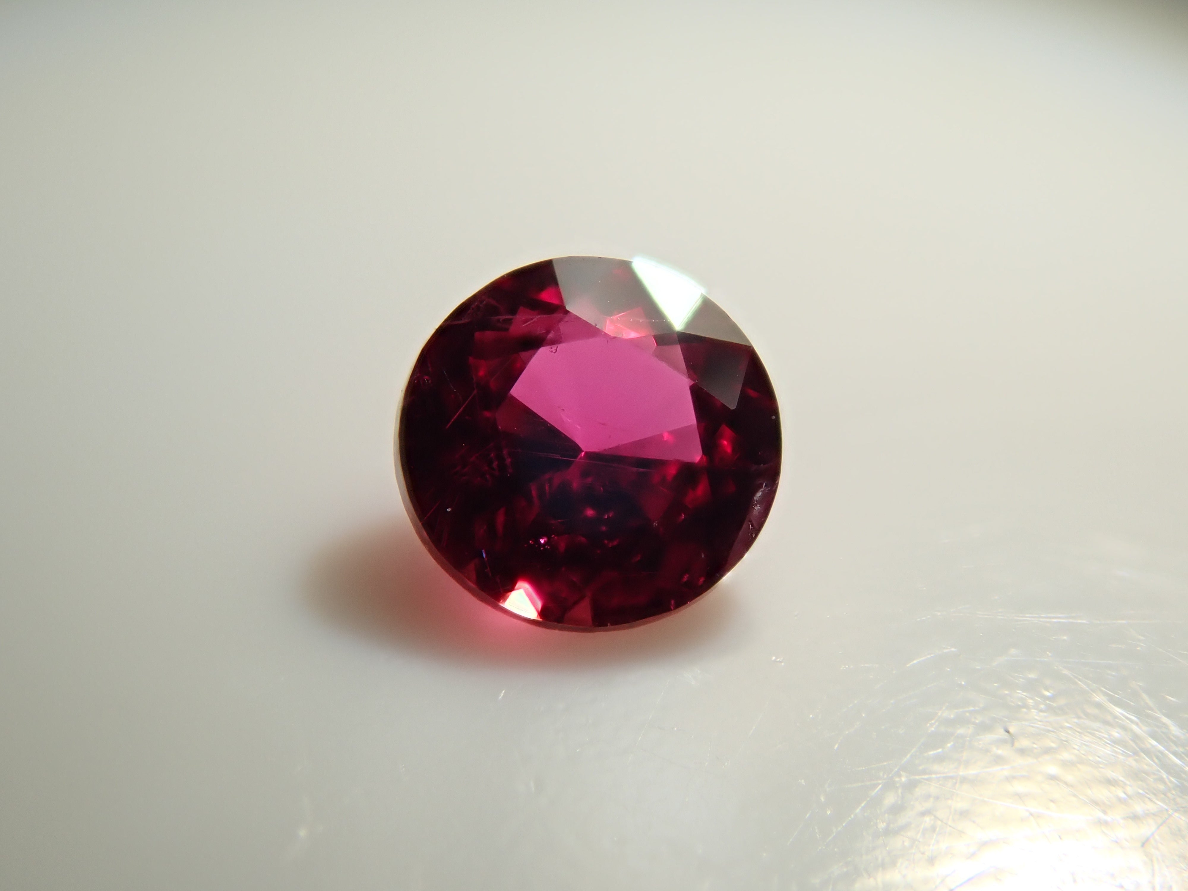 [12559773] Ruby 0.122ct loose stone