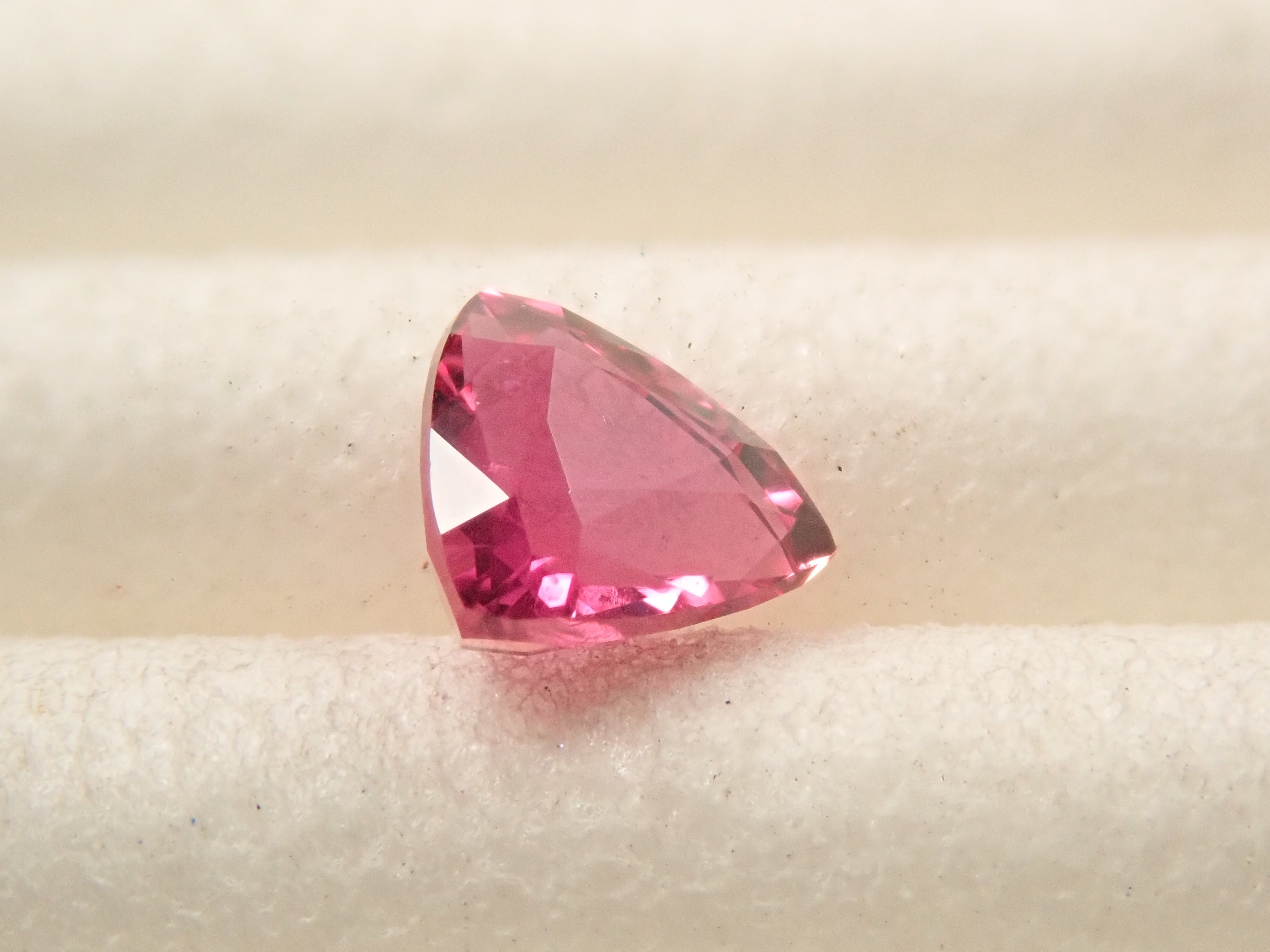 【12/6 時販売】モザンビーク産ルビー 0.252ctルース