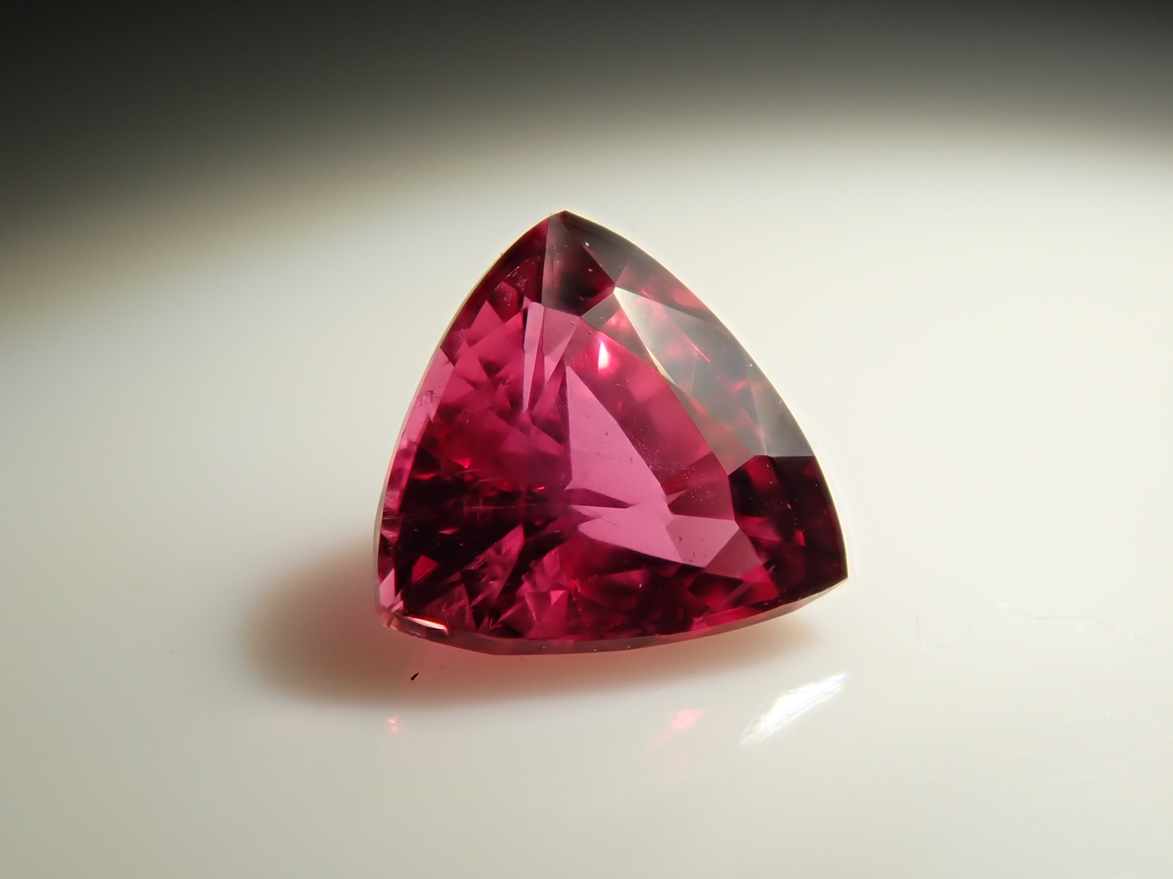 【12/6 時販売】モザンビーク産ルビー 0.252ctルース