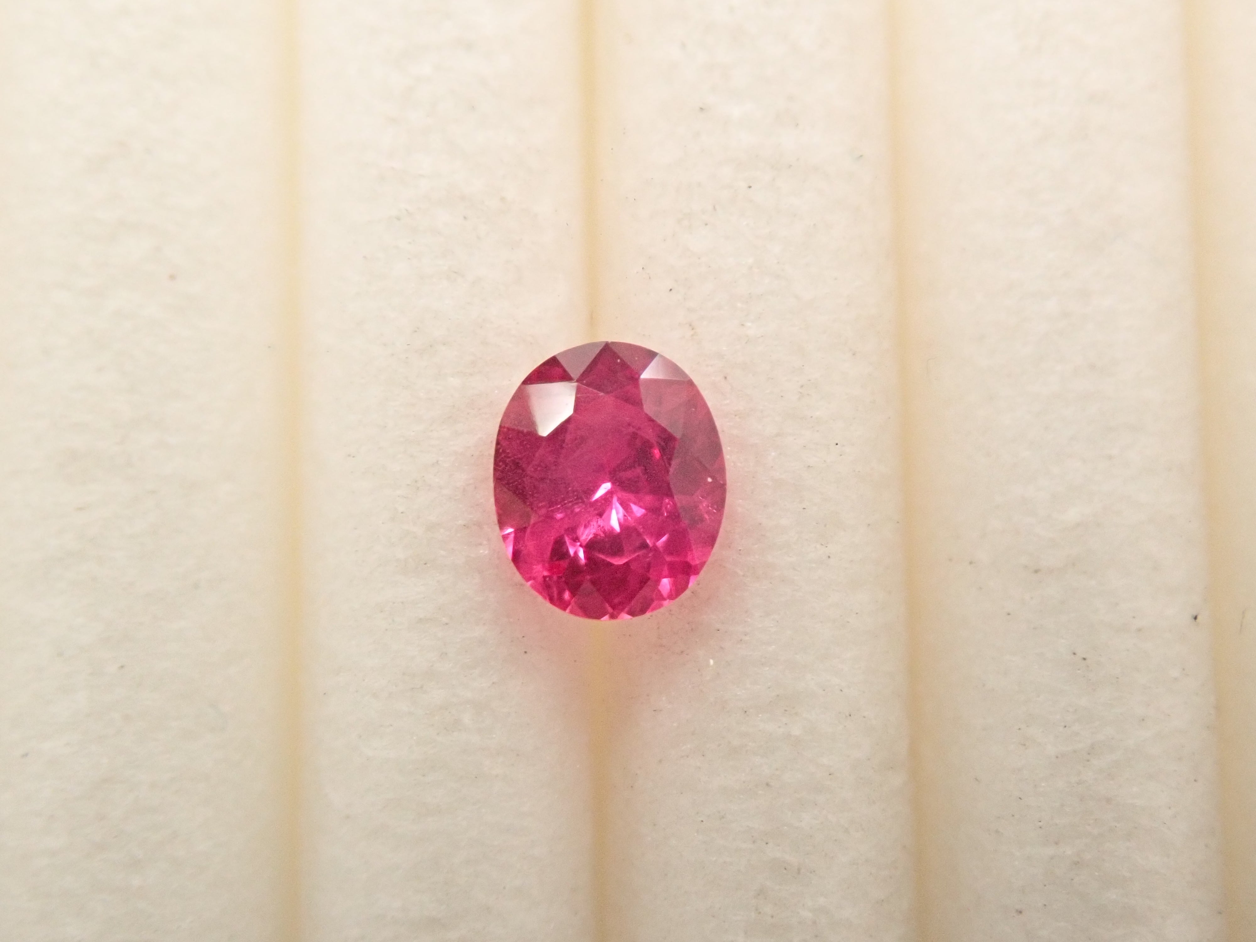 【12/6 22時販売】モザンビーク産ルビー 0.176ctルース