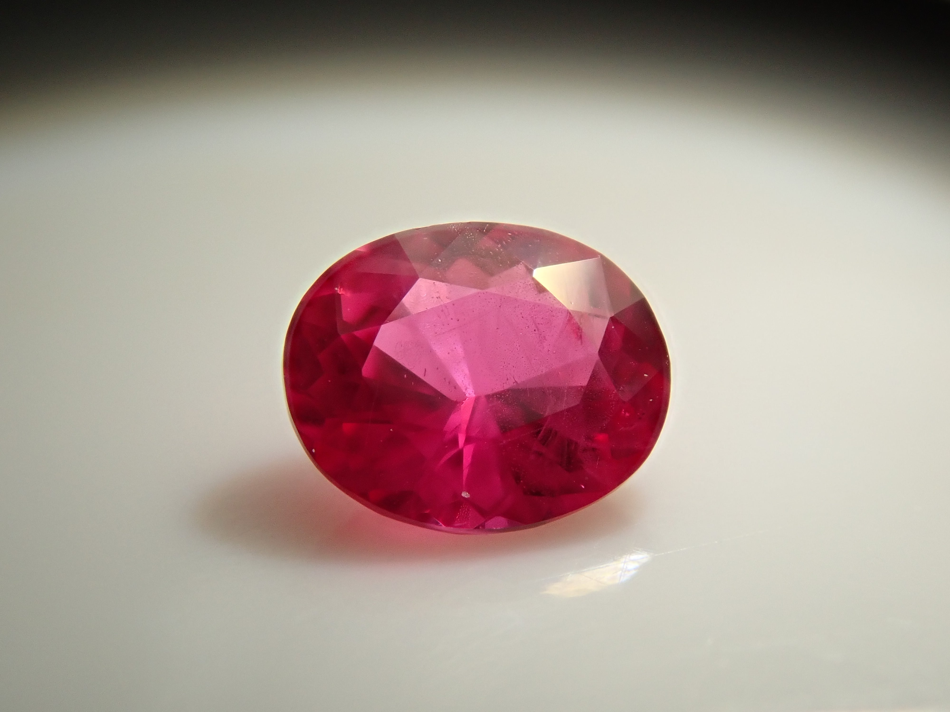 【12/6 22時販売】モザンビーク産ルビー 0.176ctルース