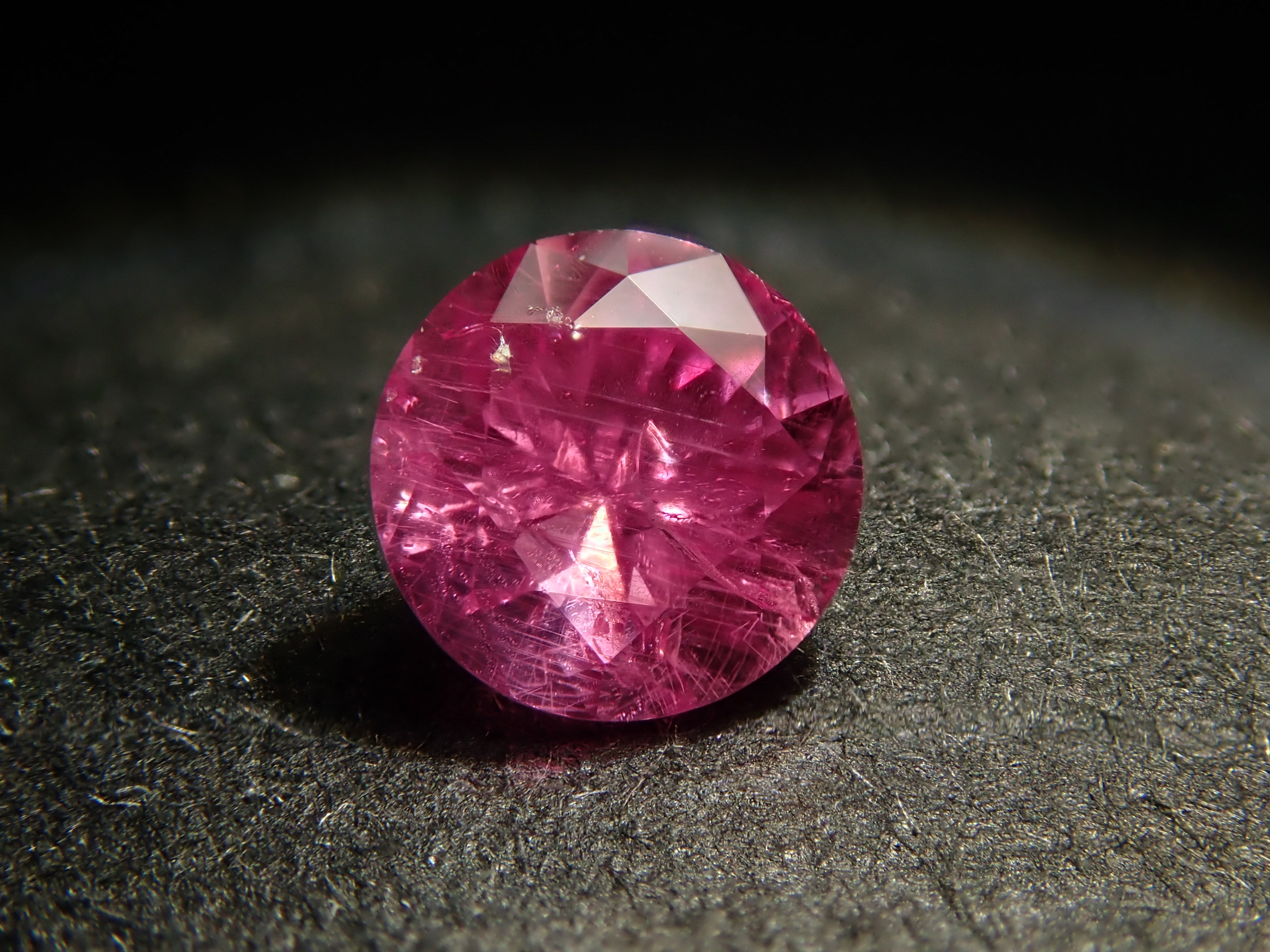 [12560830] 格陵蘭藍寶石 0.328ct 裸石