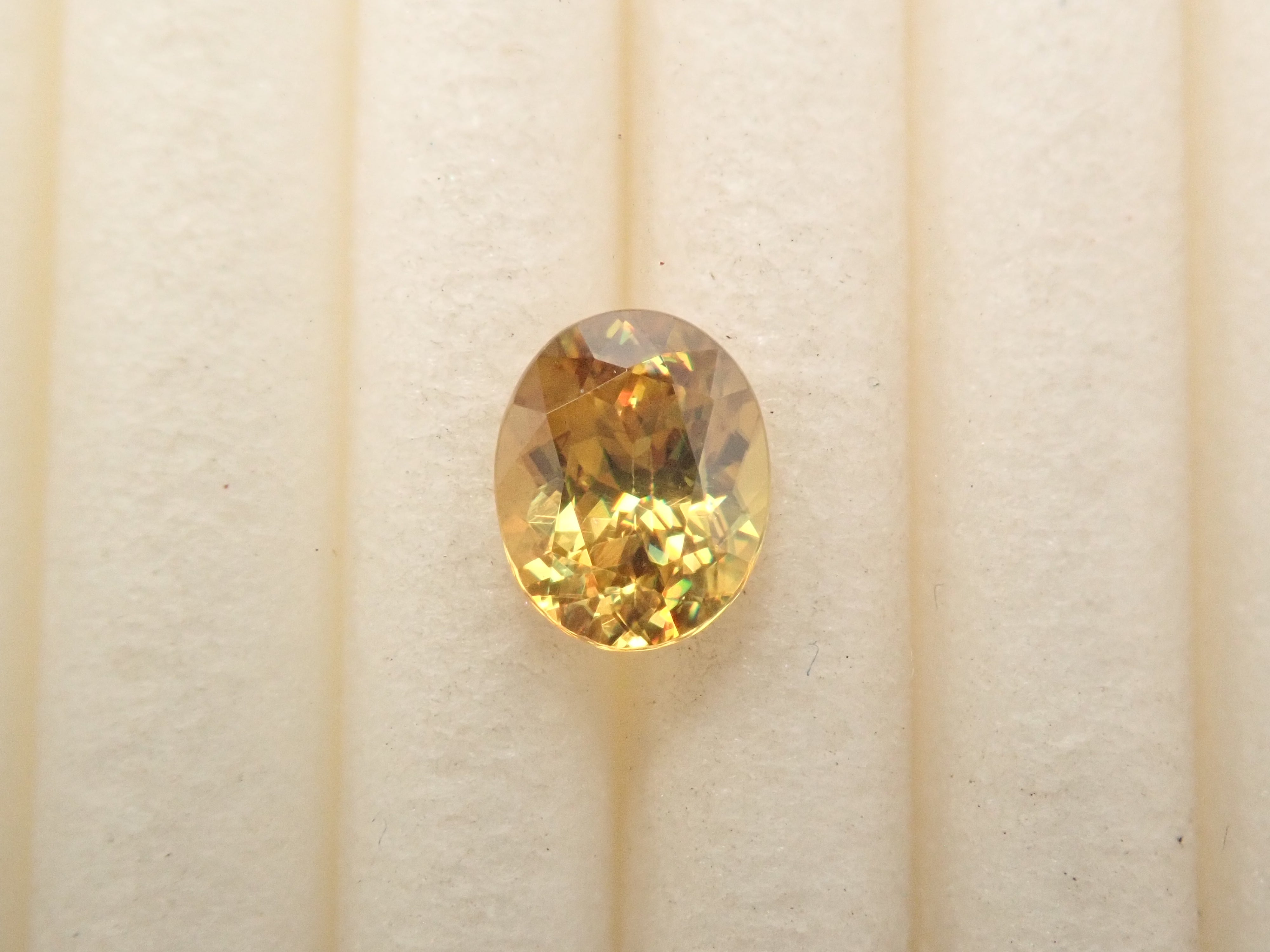 [12560829] Pakistani sphene 0.404ct loose stone