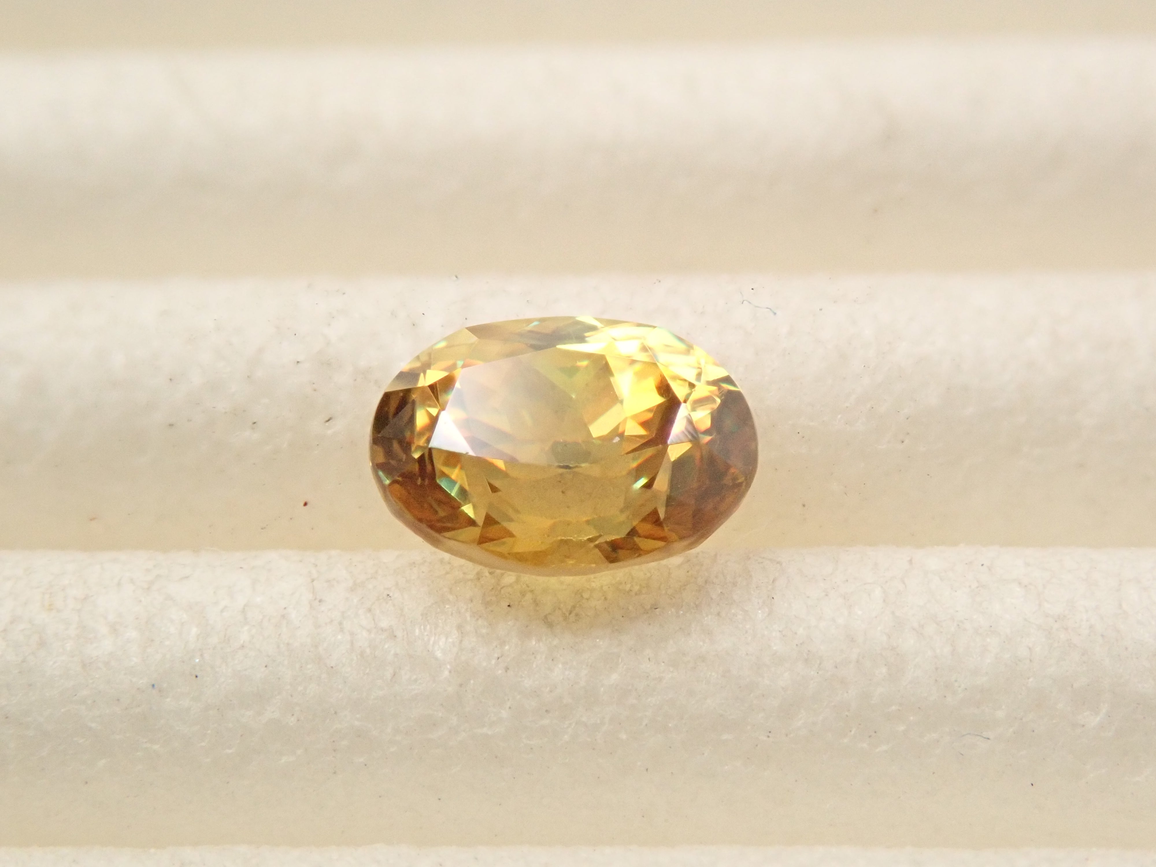 [12560829] Pakistani sphene 0.404ct loose stone
