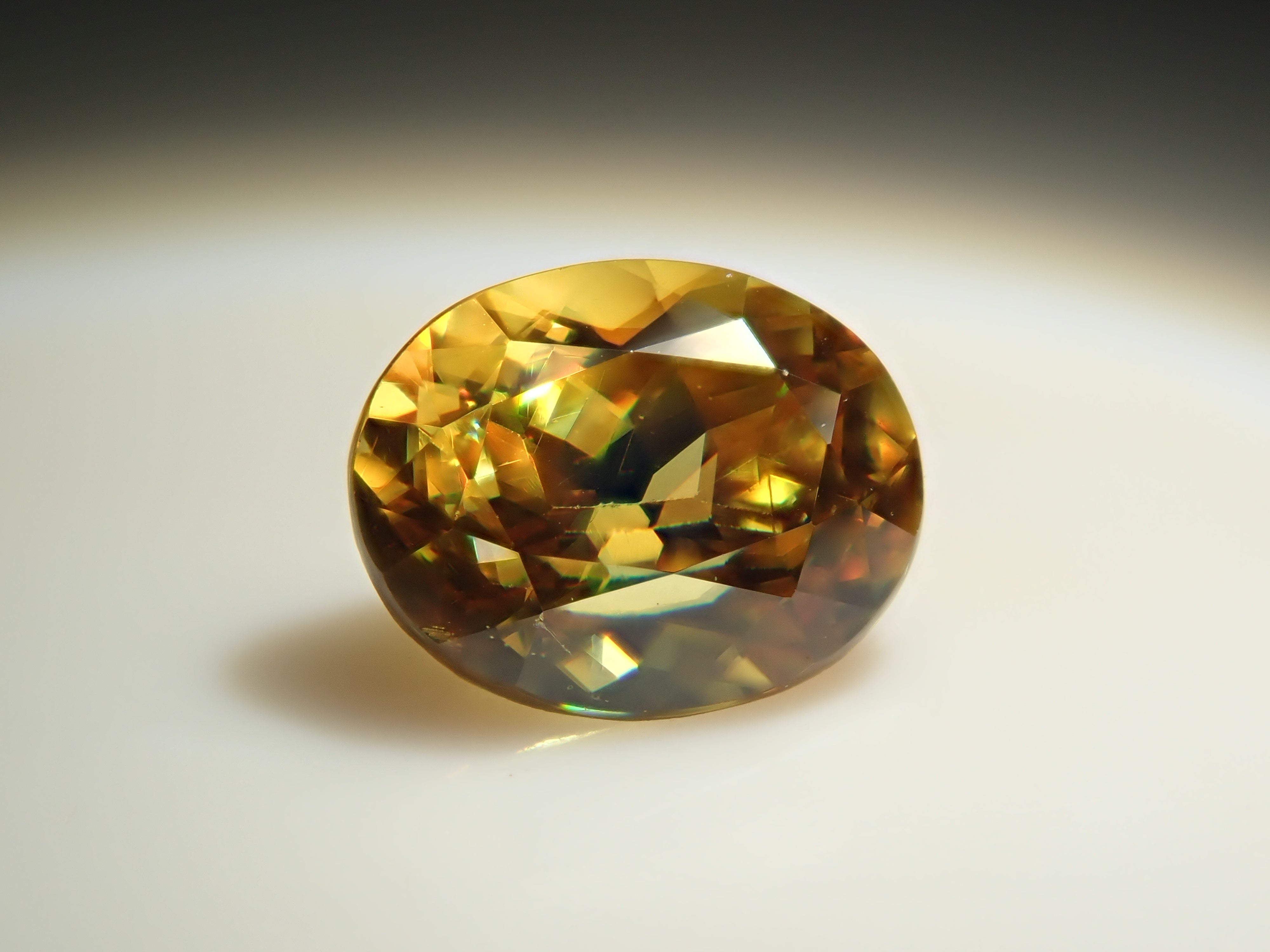 [12560829] Pakistani sphene 0.404ct loose stone
