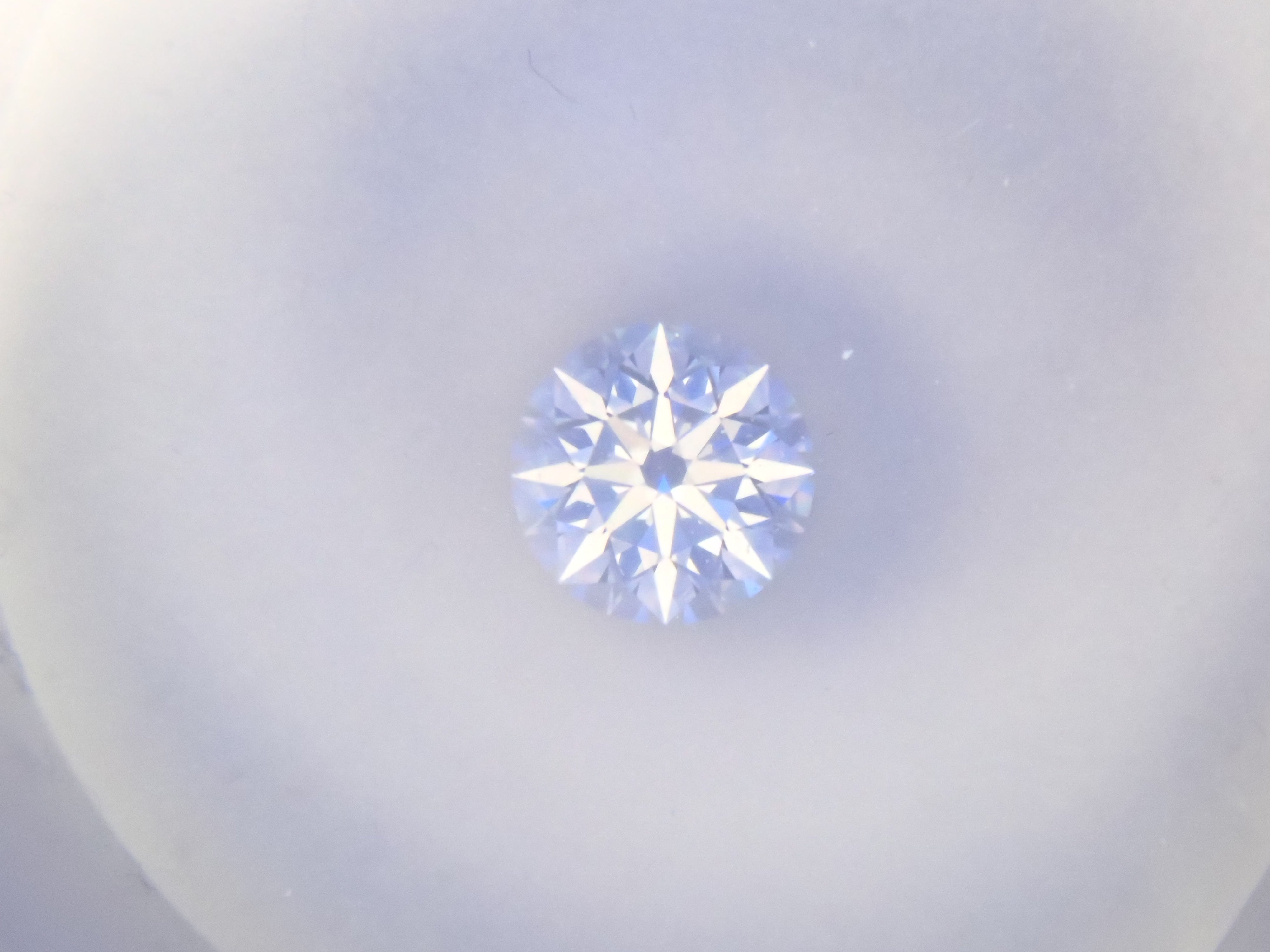 限定2石》3EX H&C（ハート＆キューピッド）／VVS／4.0mm／0.23~0.24ct