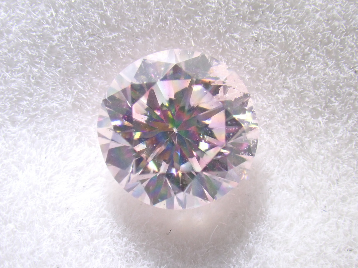 [On sale May 23rd at 10 PM] "Limited 9 Stones - Shinjuku Pop-Up Celebration" All stones with Central Gem Laboratory sorting (3.0-3.5mm, VS-SI clarity) "Multiple purchase discount available"