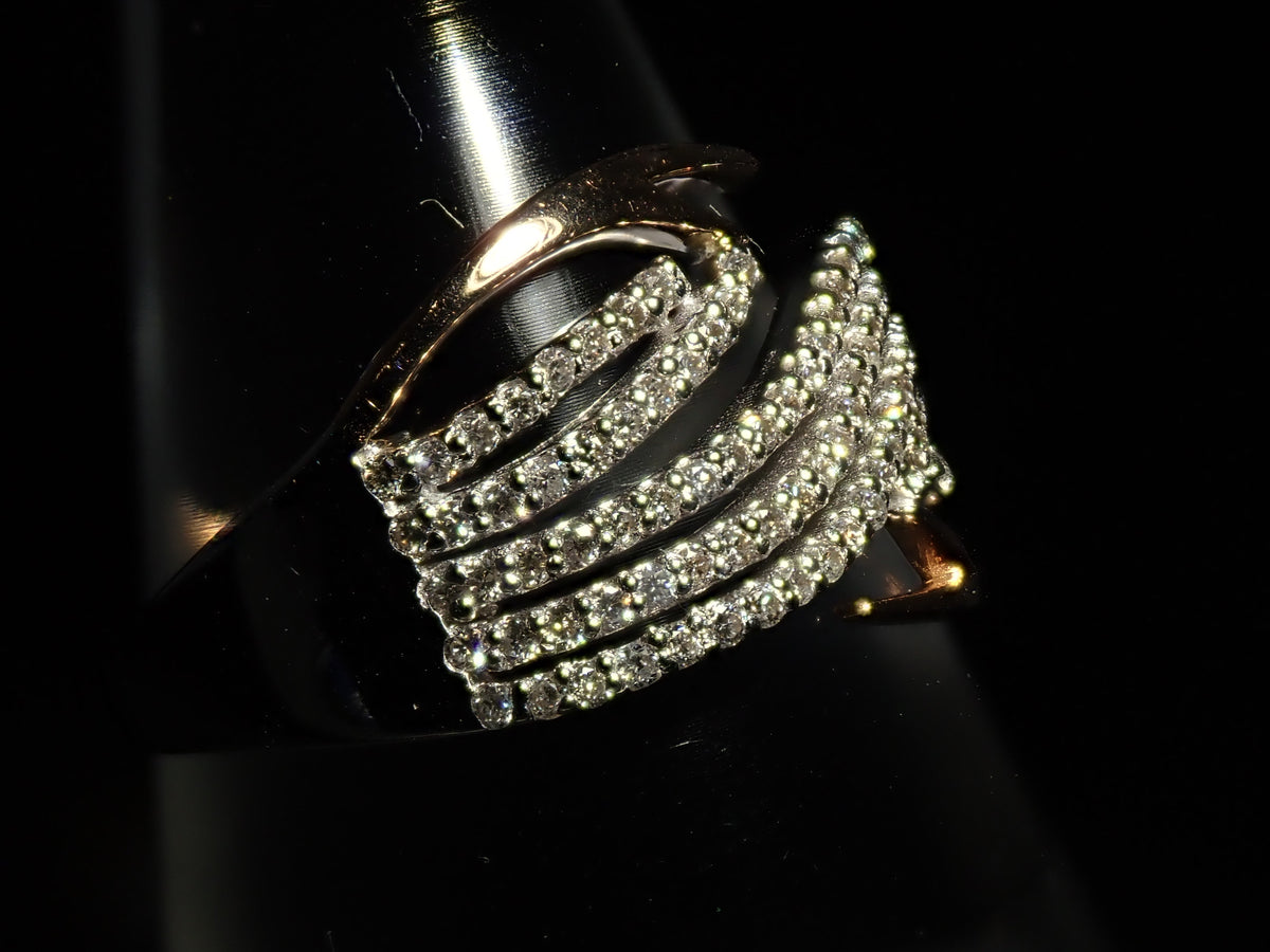 【10/28 22時販売】【カラフリ】Pt900 ダイヤモンド 0.47ct ウェーブデザインリング