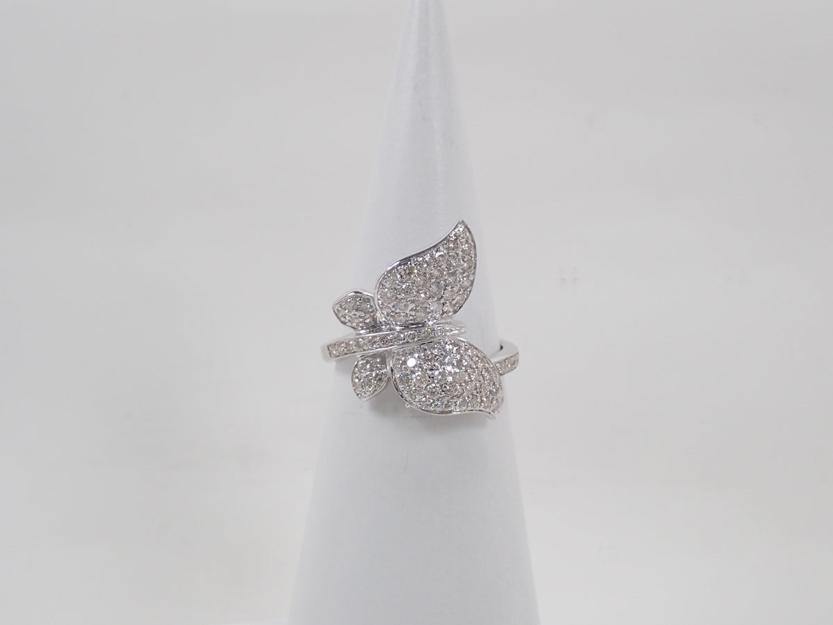 【10/26 22時販売】【カラフリ】K18WG ダイヤモンド 0.88ct 蝶モチーフ リング