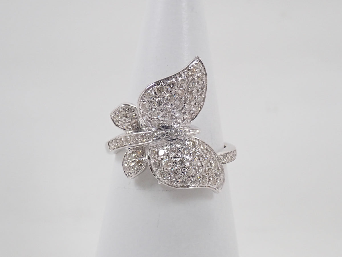 【10/26 22時販売】【カラフリ】K18WG ダイヤモンド 0.88ct 蝶モチーフ リング