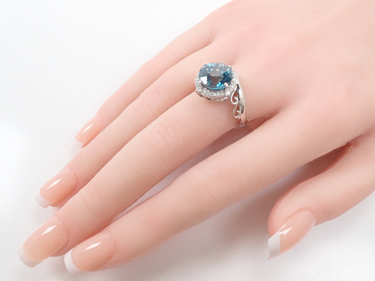 【10/28 22時販売】【カラフリ】Pt900 ブルージルコン（ラタナキリブルー） 7.7ct ダイヤモンド0.27ctリング鑑別書
