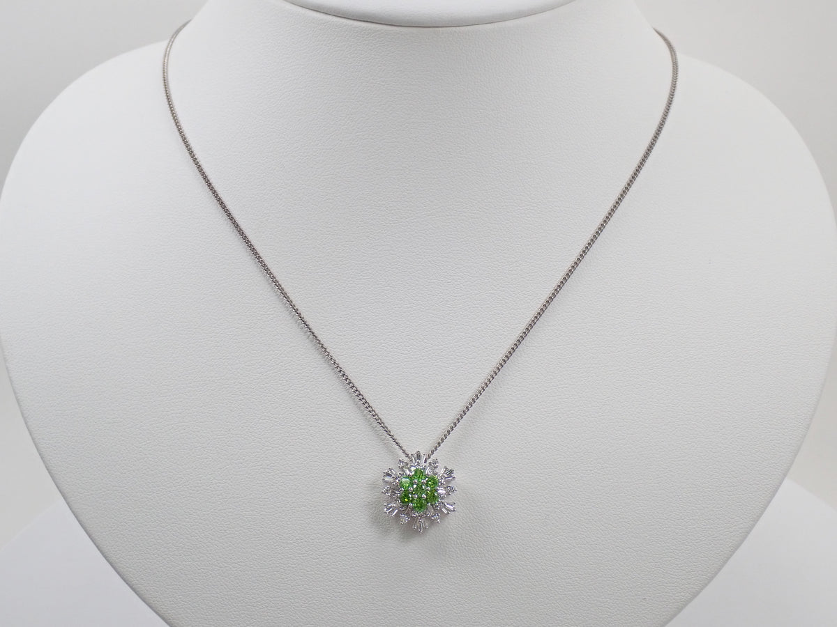 【10/31(土)AM10時〆：抽選販売10】K18WG ロシア産デマントイドガーネット 0.7ct ダイヤモンド0.40ctペンダントトップ（ネックレストップ）鑑別書