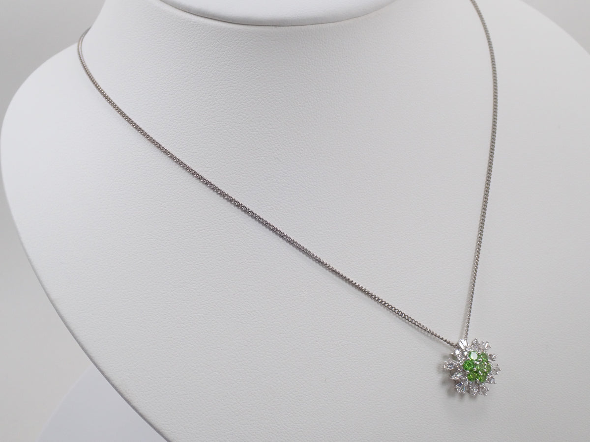 【10/31(土)AM10時〆：抽選販売10】K18WG ロシア産デマントイドガーネット 0.7ct ダイヤモンド0.40ctペンダントトップ（ネックレストップ）鑑別書