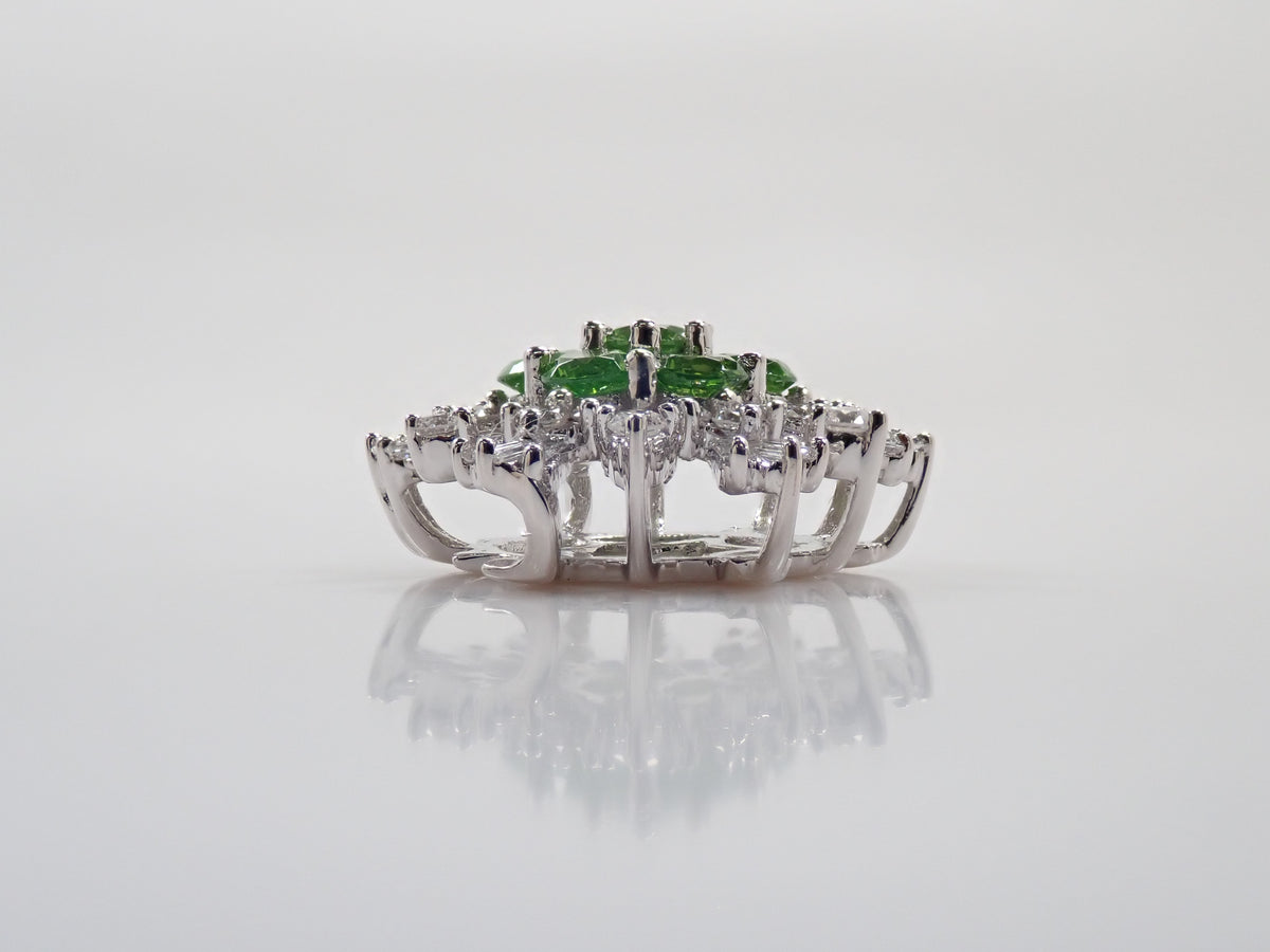 【10/31(土)AM10時〆：抽選販売10】K18WG ロシア産デマントイドガーネット 0.7ct ダイヤモンド0.40ctペンダントトップ（ネックレストップ）鑑別書