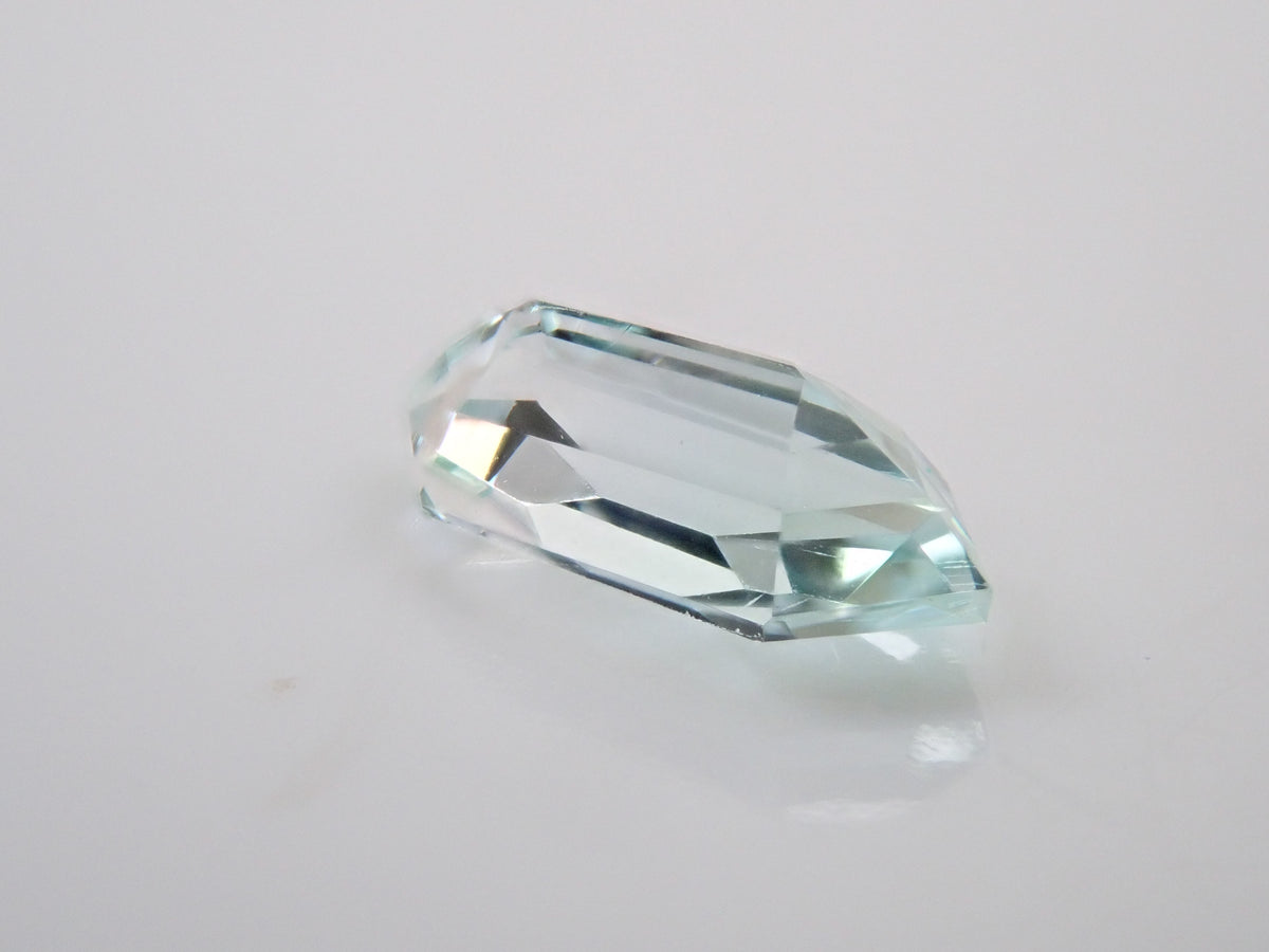 【10/27 22時販売】ナイジェリア産グリーンベリル 0.213ctルース