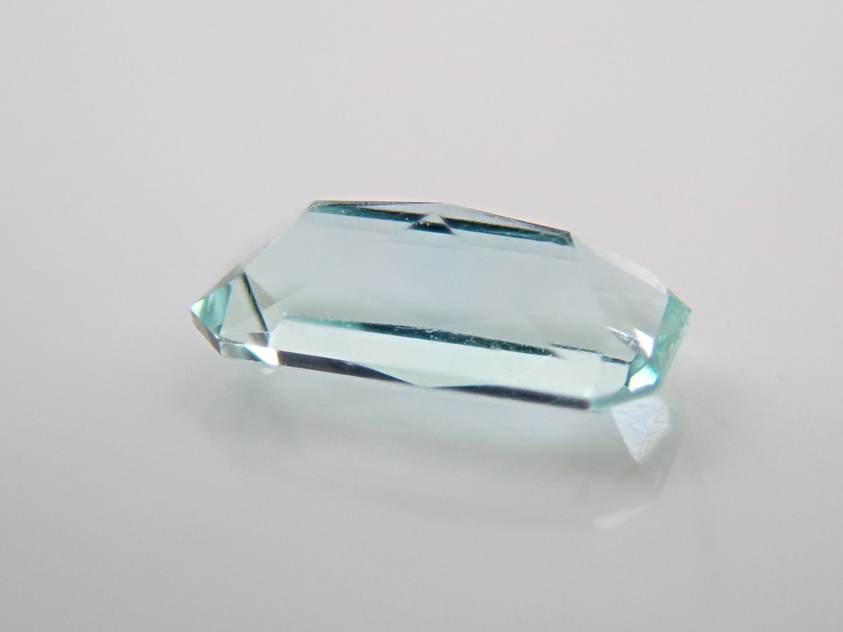 【10/27 22時販売】ナイジェリア産グリーンベリル 0.144ctルース