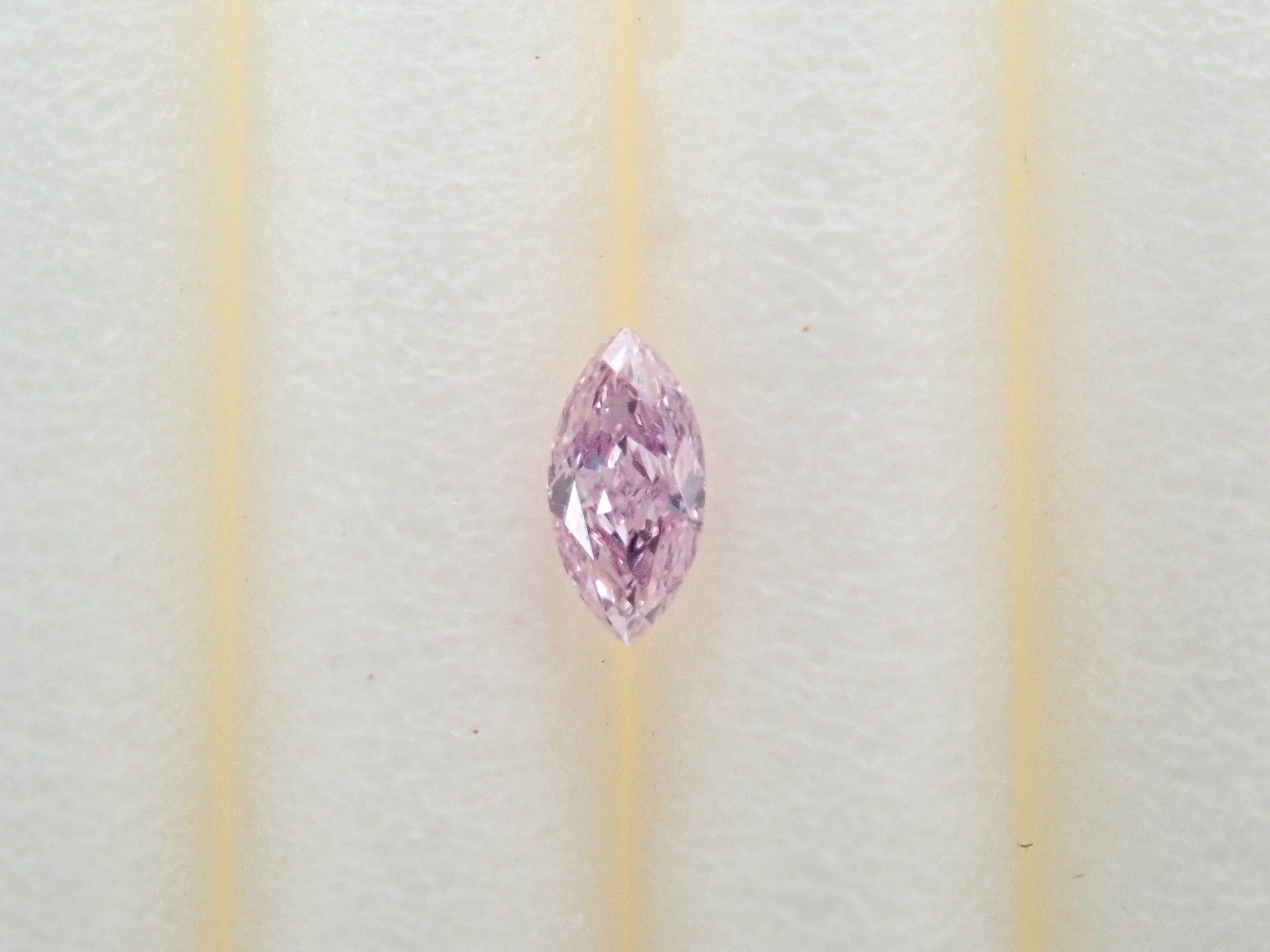 Pink diamond 0.038ct loose (FANCY PINK PURPLE, VS1)