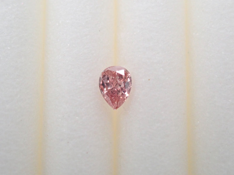 Pink diamond 0.032ct loose (FANCY INTENSE PINK, I1)