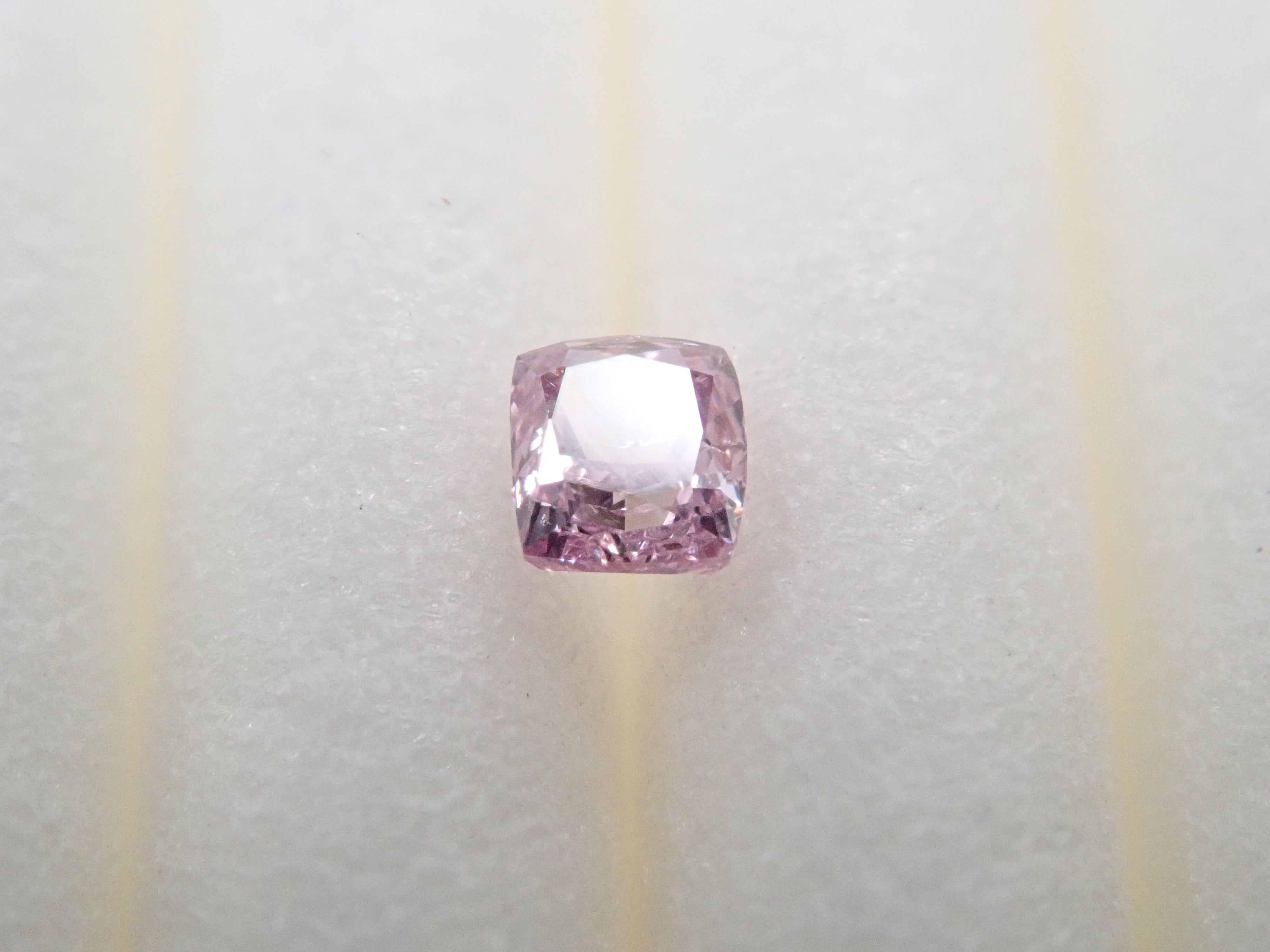 ピンクダイヤモンド 0.052ctルース(FANCY PURPLE PINK, I1)