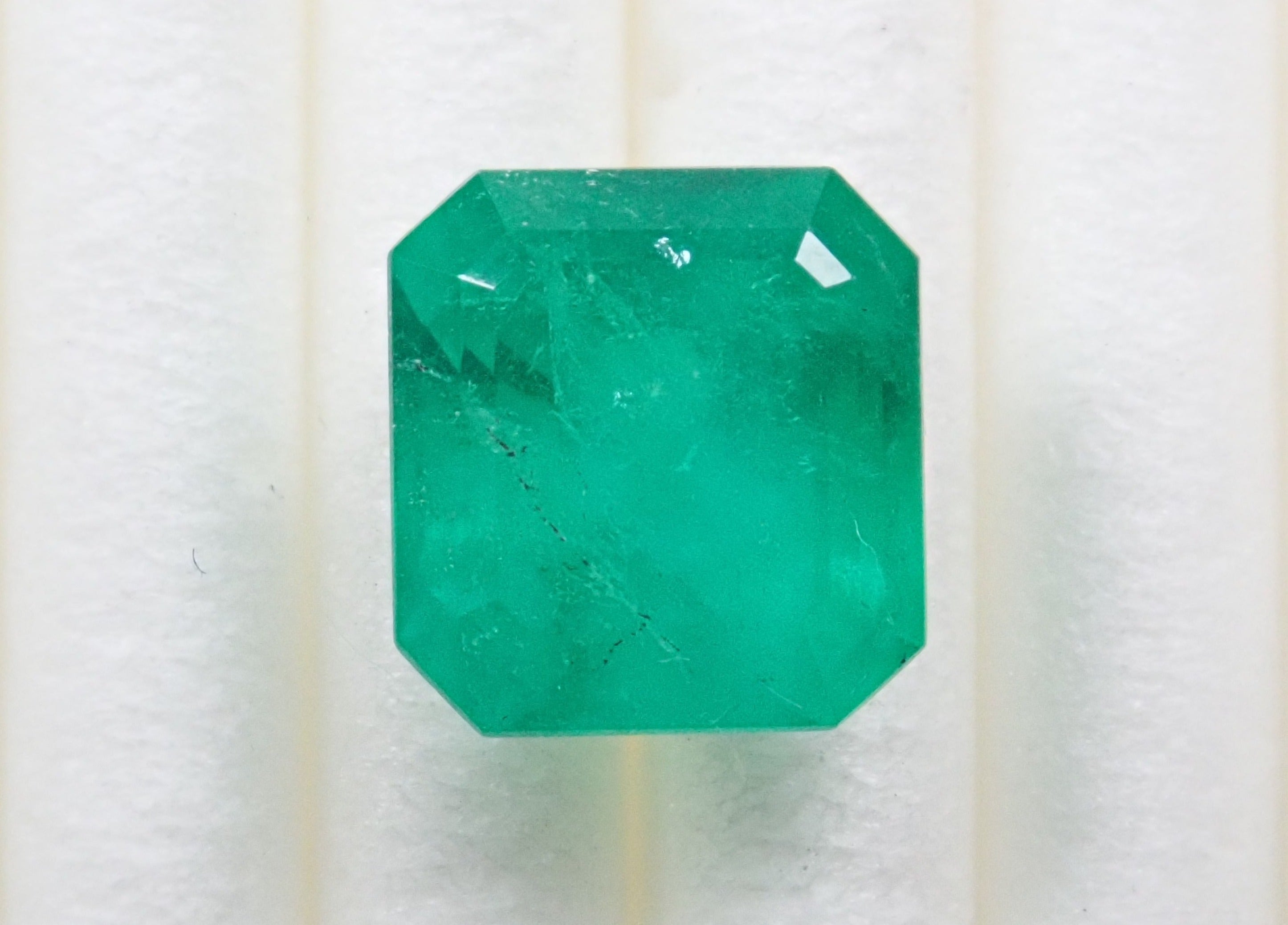 Colombian emerald 1.560ct loose stone