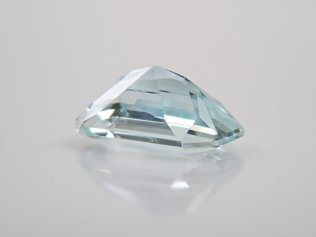 【10/27 22時販売】ナイジェリア産グリーンベリル 0.306ctルース