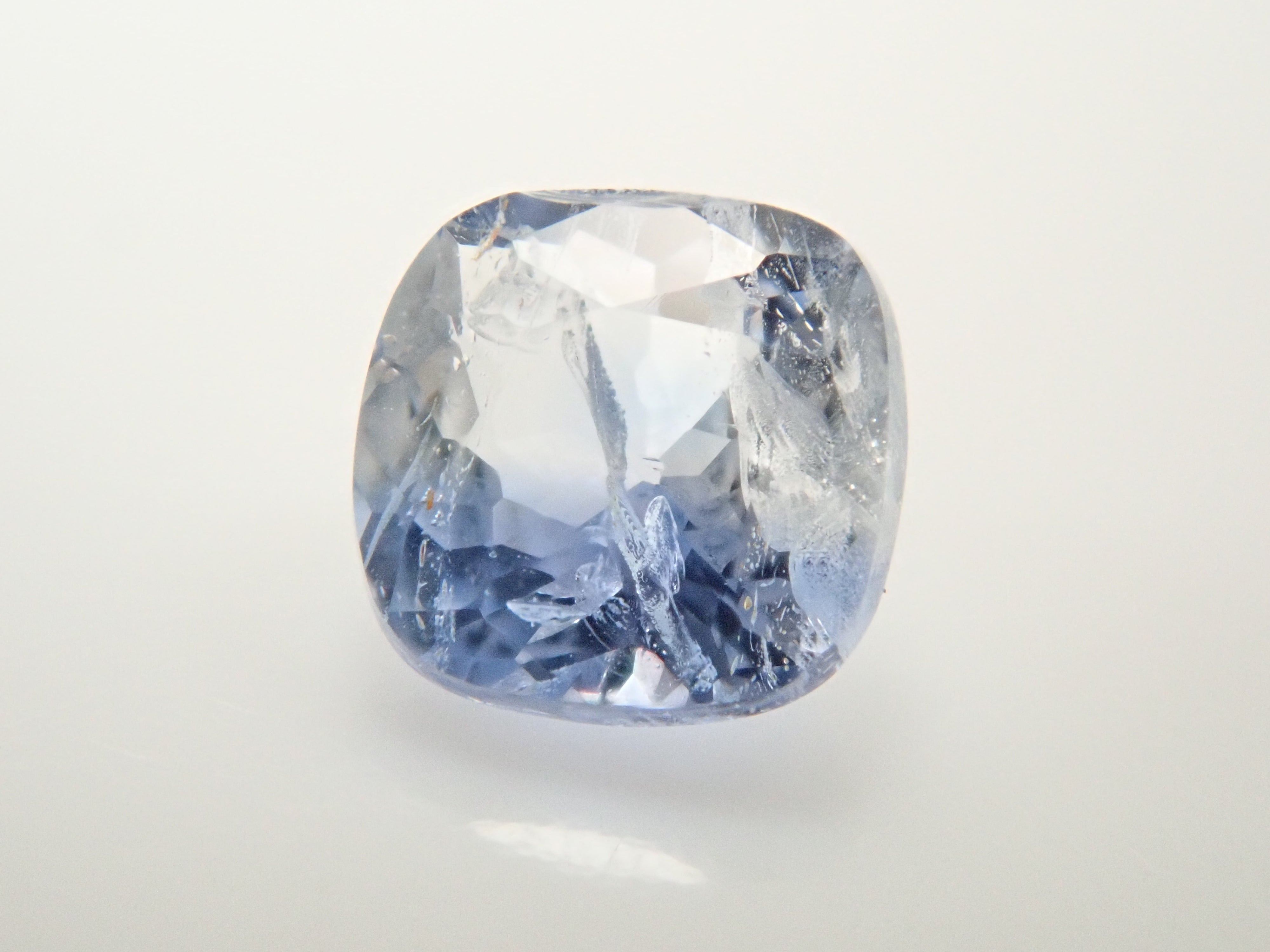 【11/3 22時販売】ナミビア産ジェレメジェバイト 0.176ctルース 鑑別書